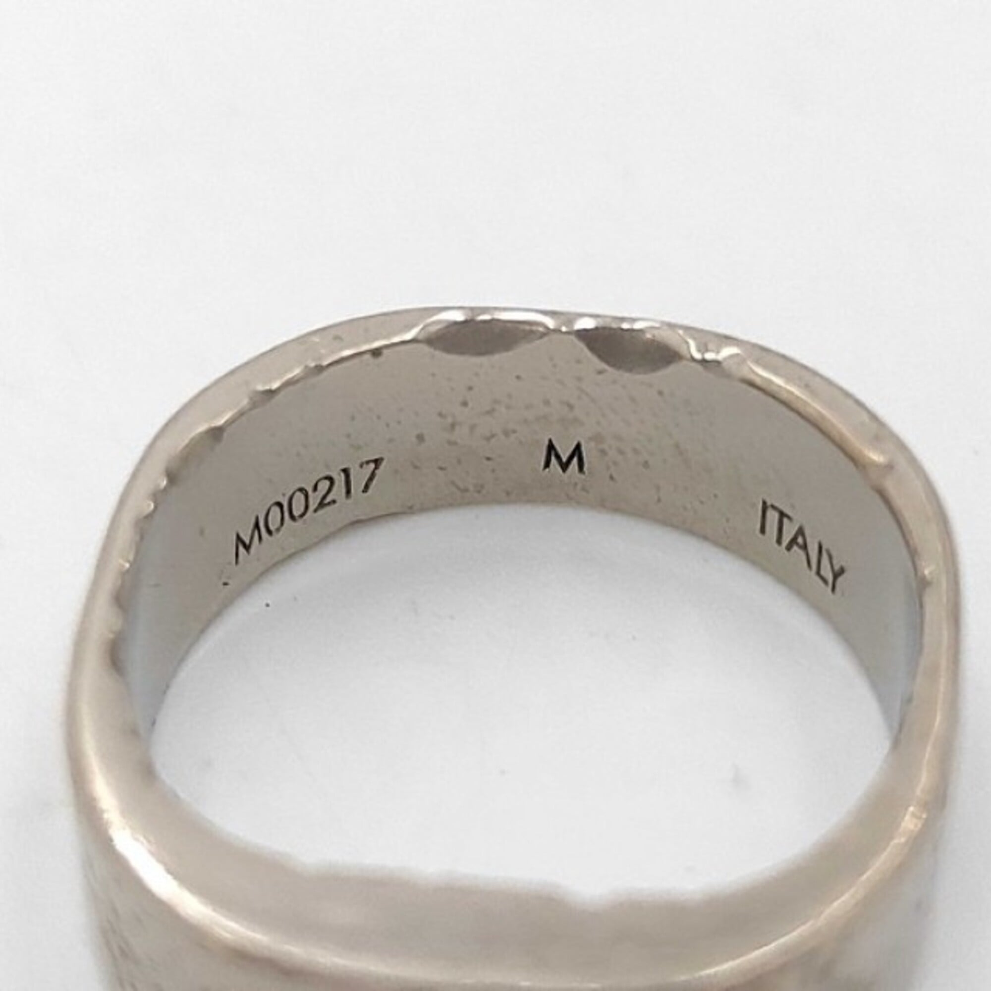 Louis Vuitton Silver Metal Band Ring (Pre-Owned)