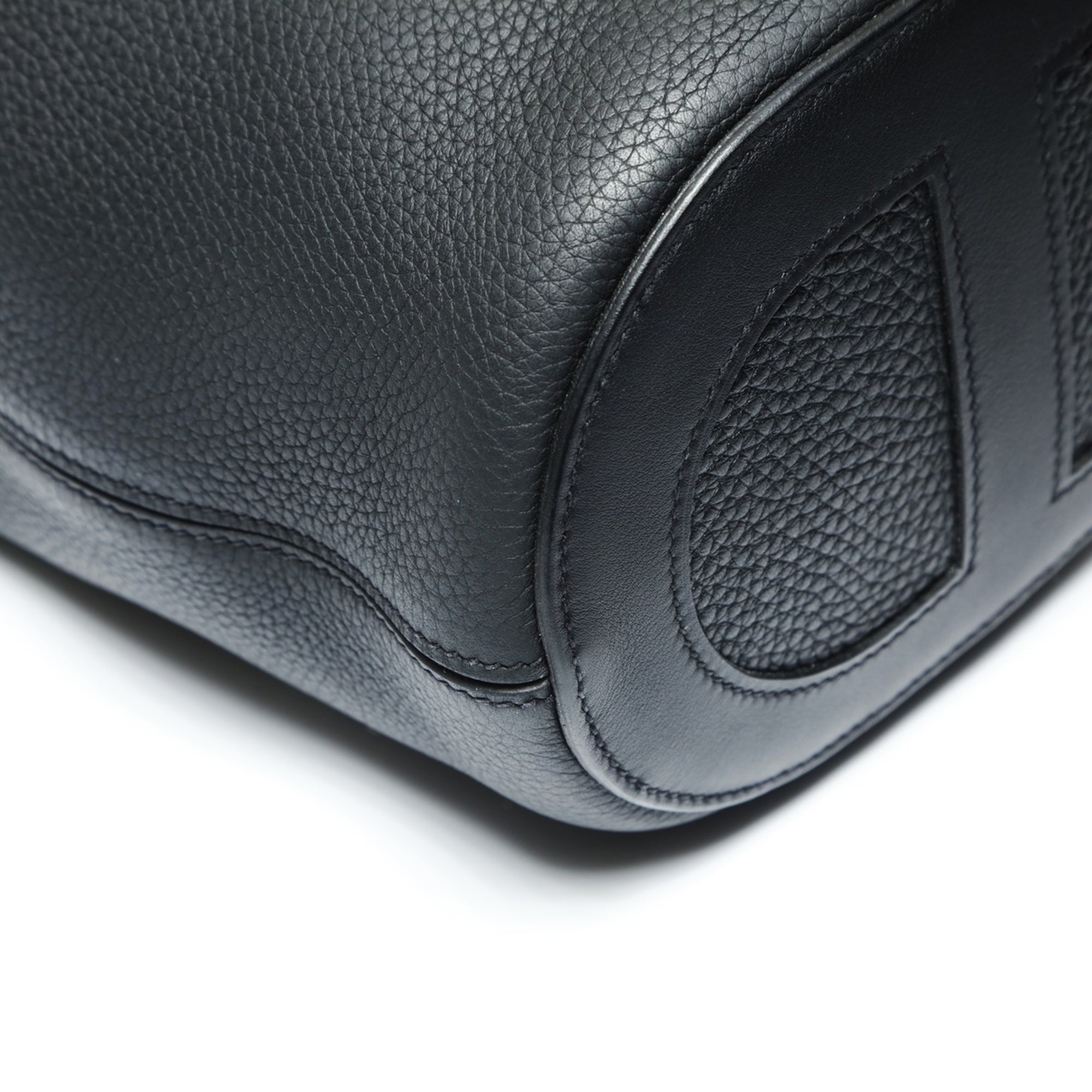 Hermes Black Handbag (Pre-Owned)