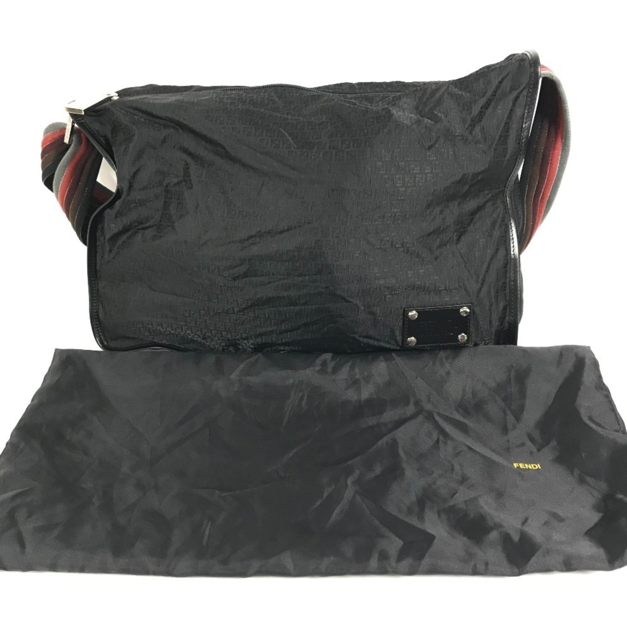 Fendi Black Leather Nylon Shoulder Bag (Pre-Owned)