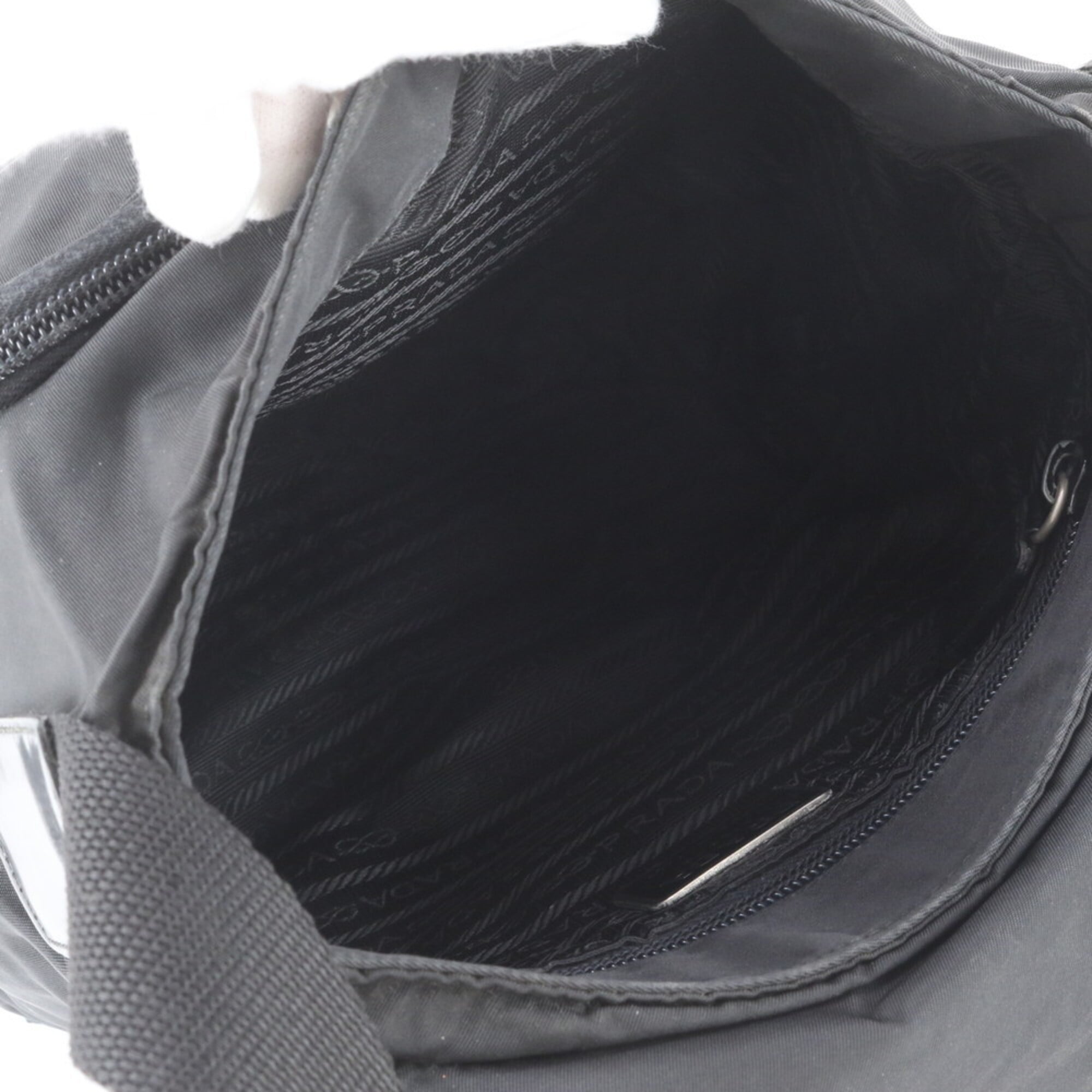 Prada Black Nylon Leather Messenger Bag Shoulder Bag (Pre-Owned)