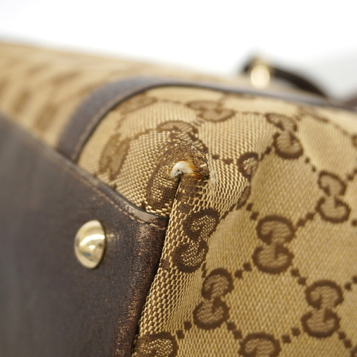 Gucci Brown Canvas Handbag (Pre-Owned)