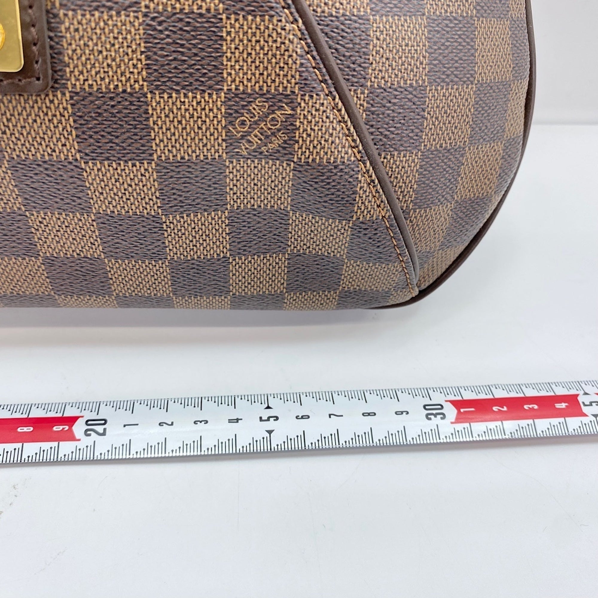 Louis Vuitton Brown Shoulder Bag (Pre-Owned)