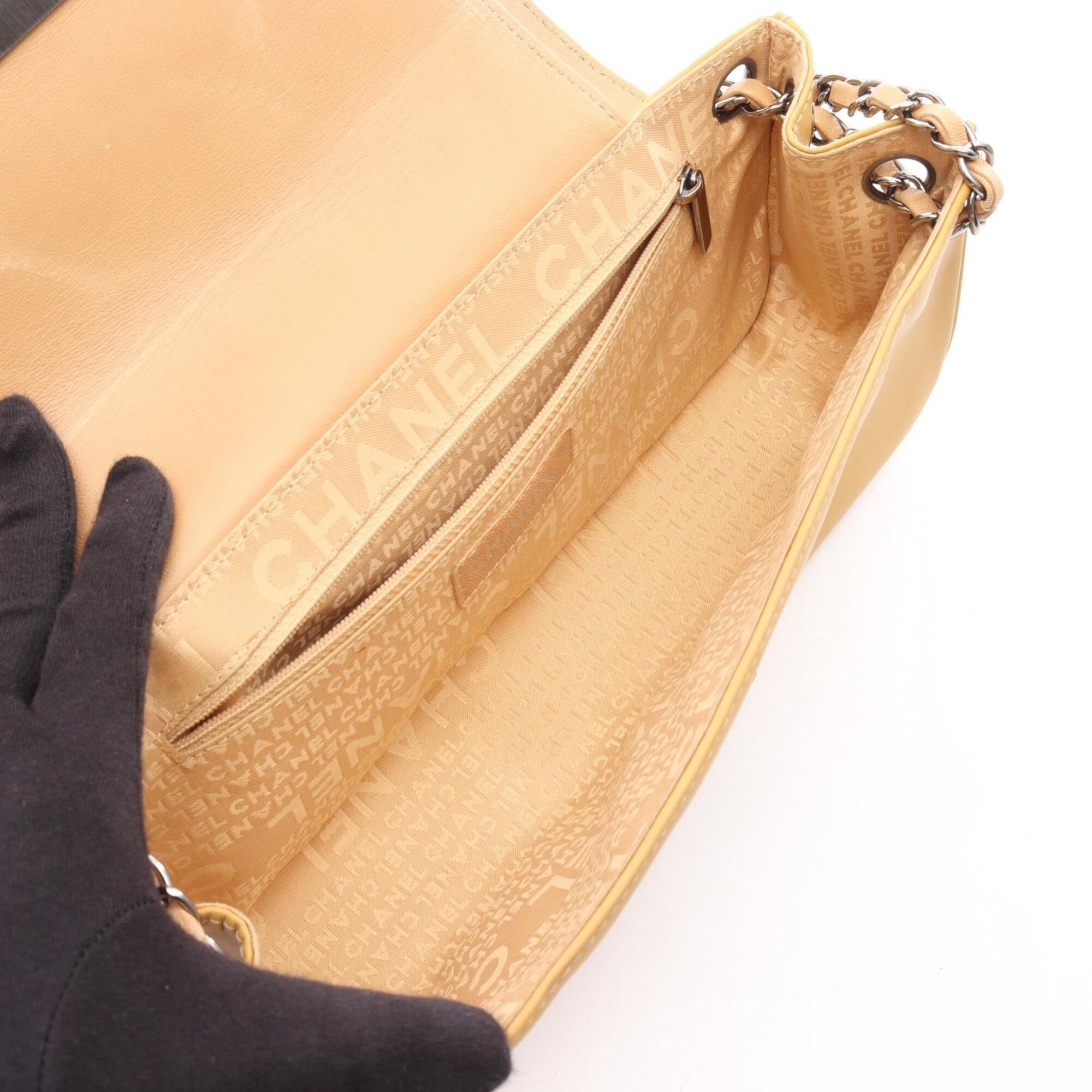 Chanel Yellow Leather Handbag Shoulder Bag (Pre-Owned)