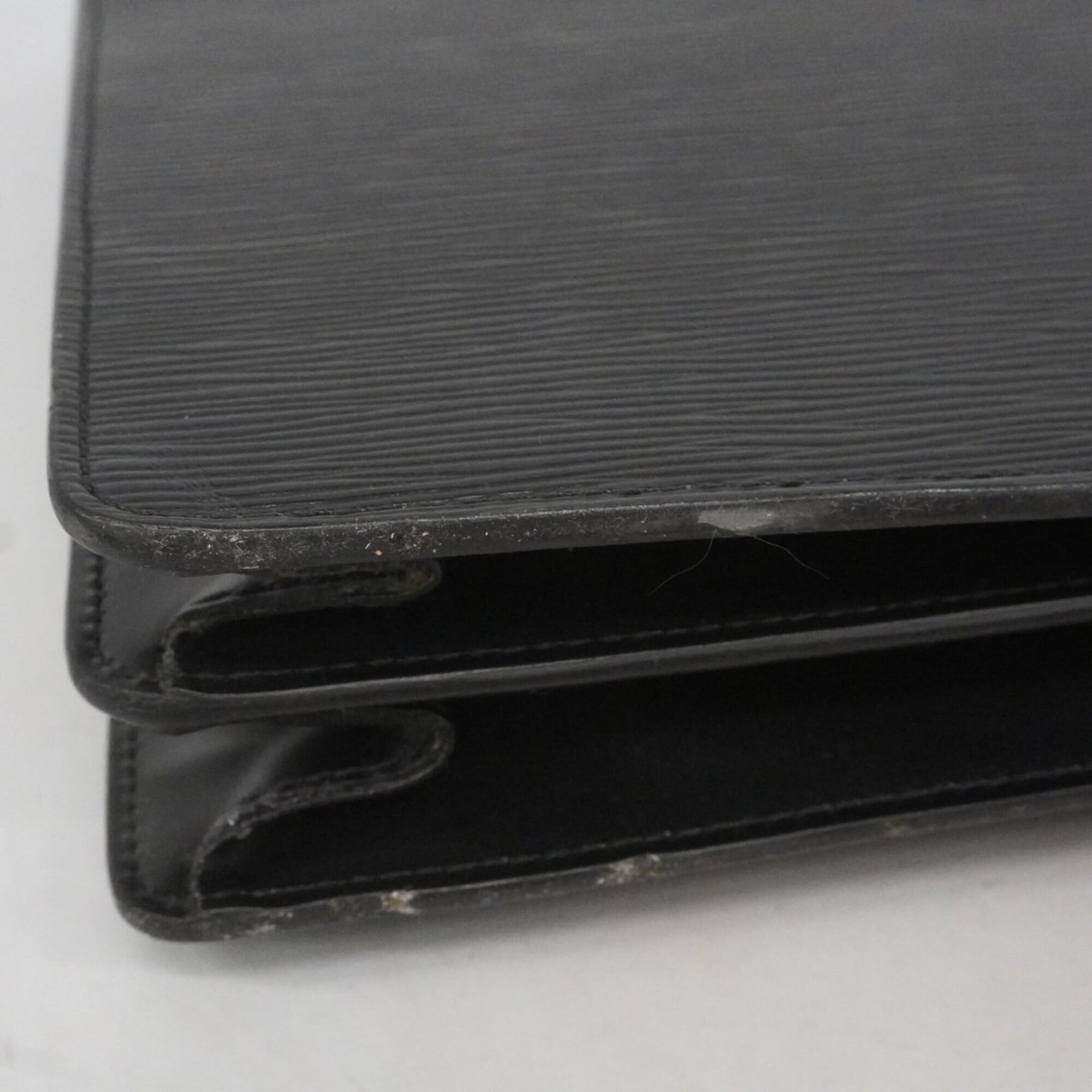 Louis Vuitton Noir Briefcase (Pre-Owned)