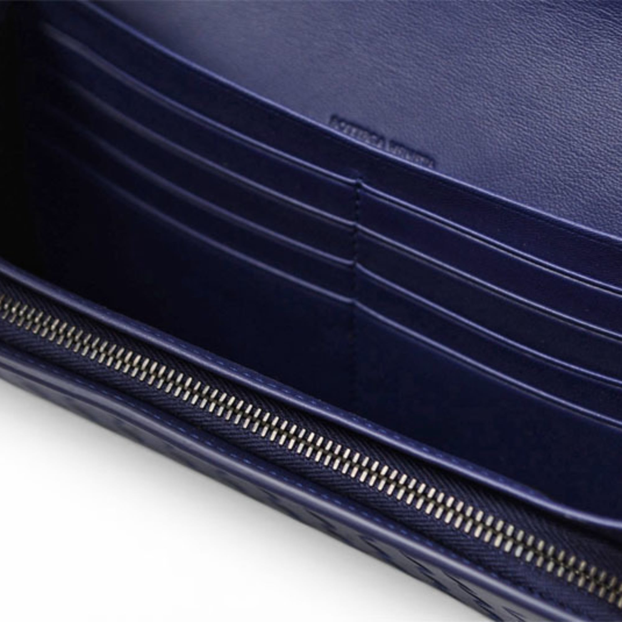 Bottega Veneta Dark Purple Leather Long Wallet (Bi-Fold) (Pre-Owned)