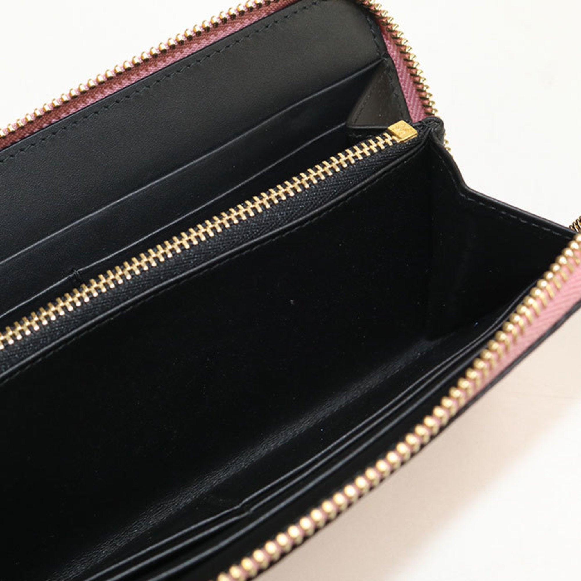 Loewe Repeat Pink Leather Long Wallet (Bi-Fold) (Pre-Owned)