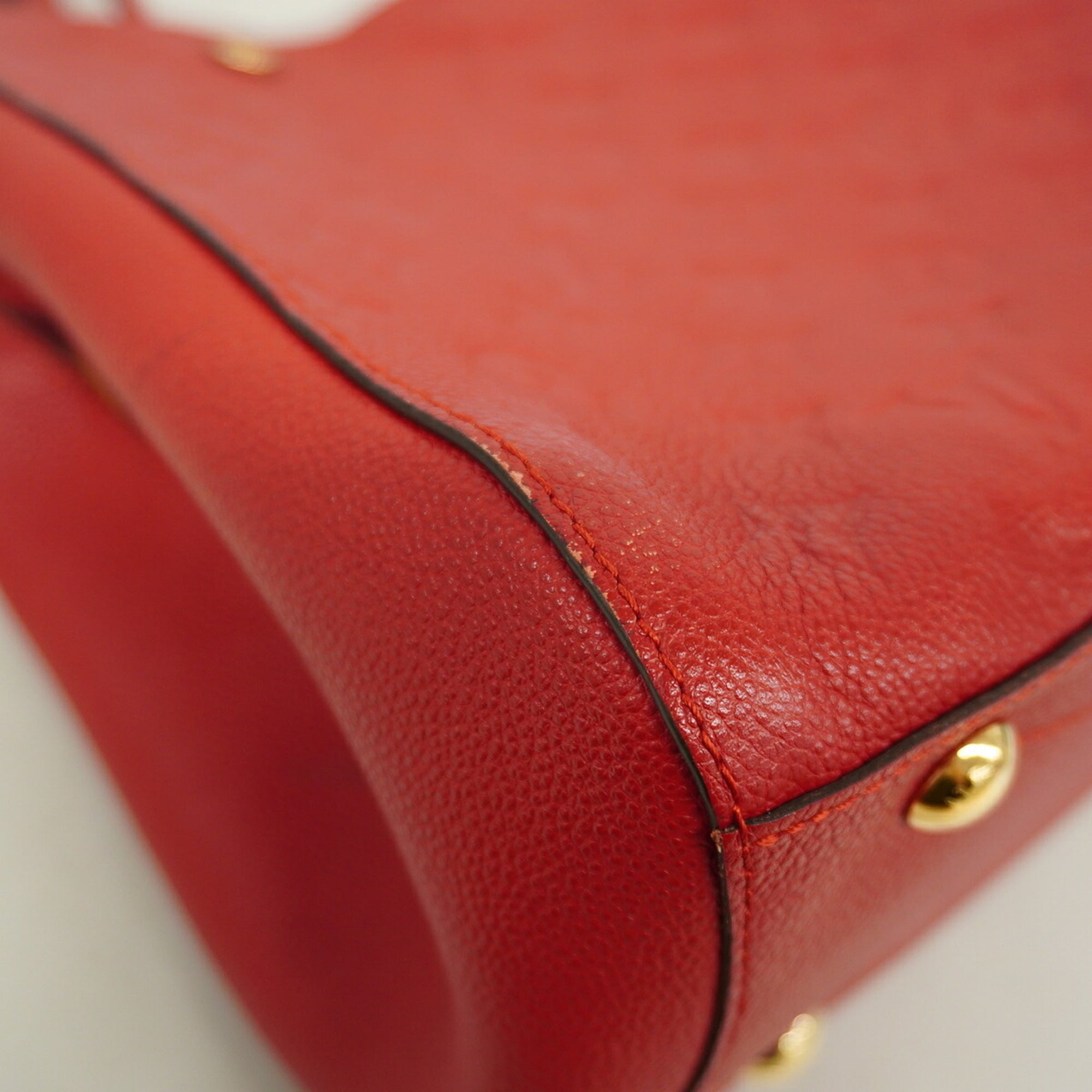 Louis Vuitton Cerise Handbag (Pre-Owned)
