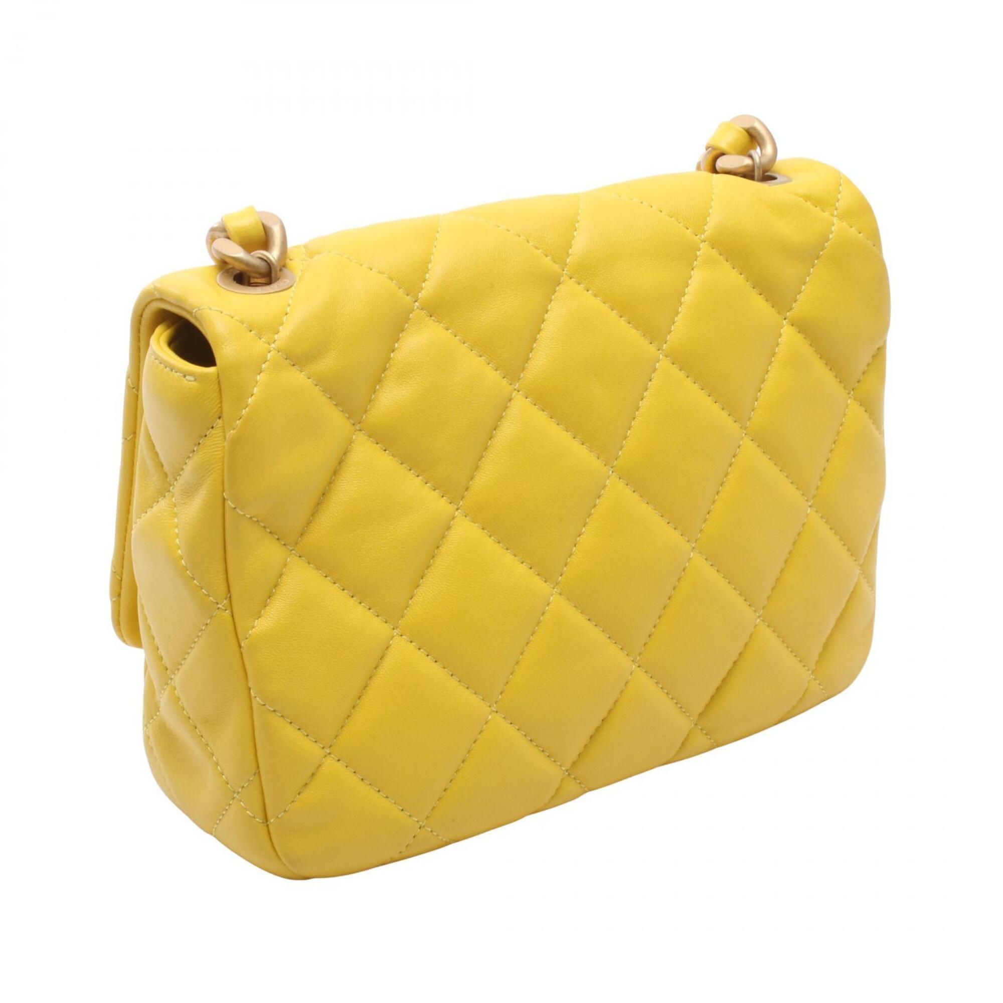 Chanel Yellow Leather Handbag Shoulder Bag (Pre-Owned)