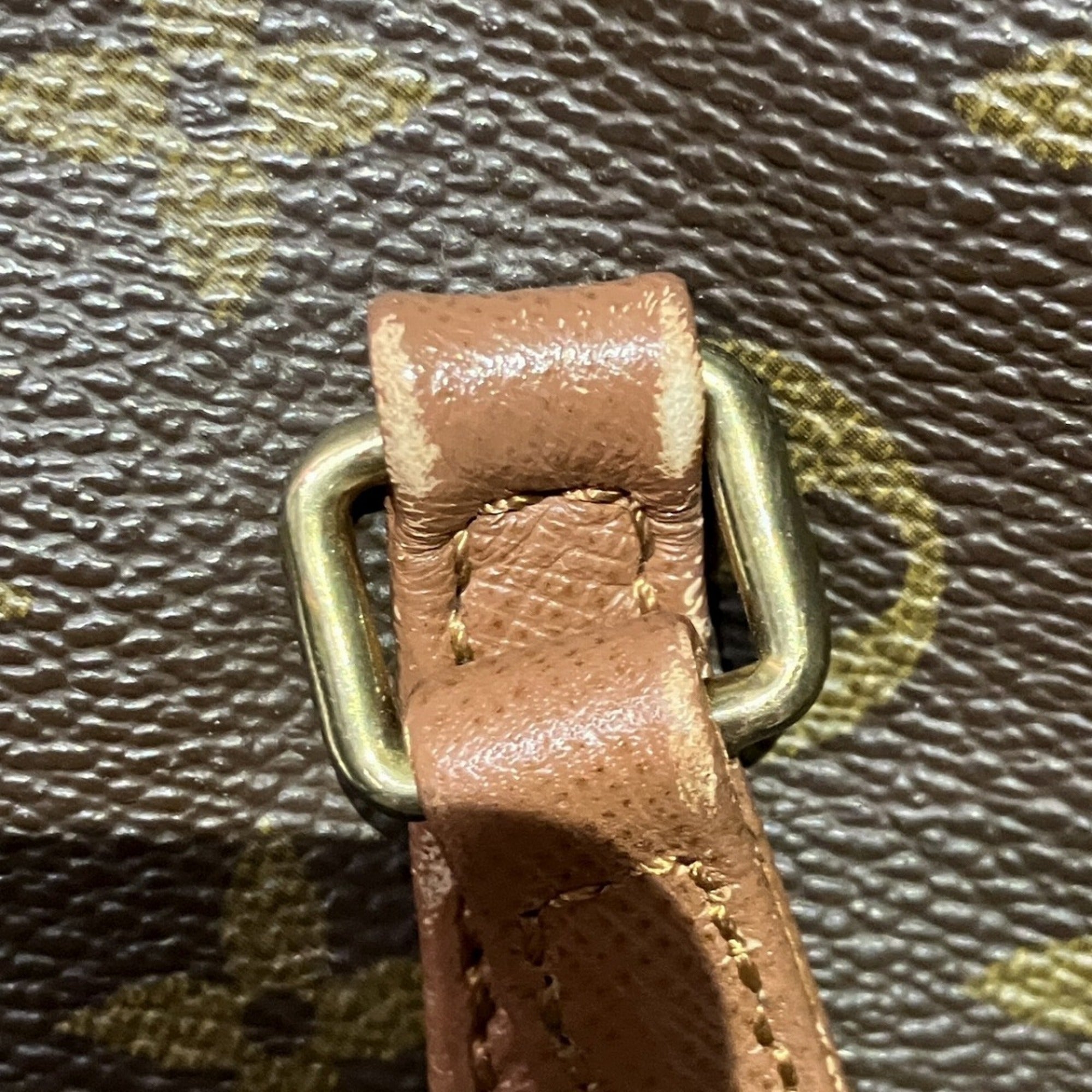 Louis Vuitton Monogram Monogram Monogram Shoulder Bag (Pre-Owned)