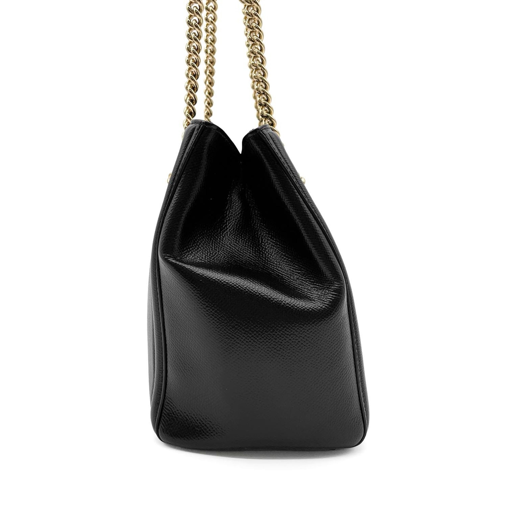 Salvatore Ferragamo Black Leather Shoulder Bag (Pre-Owned)