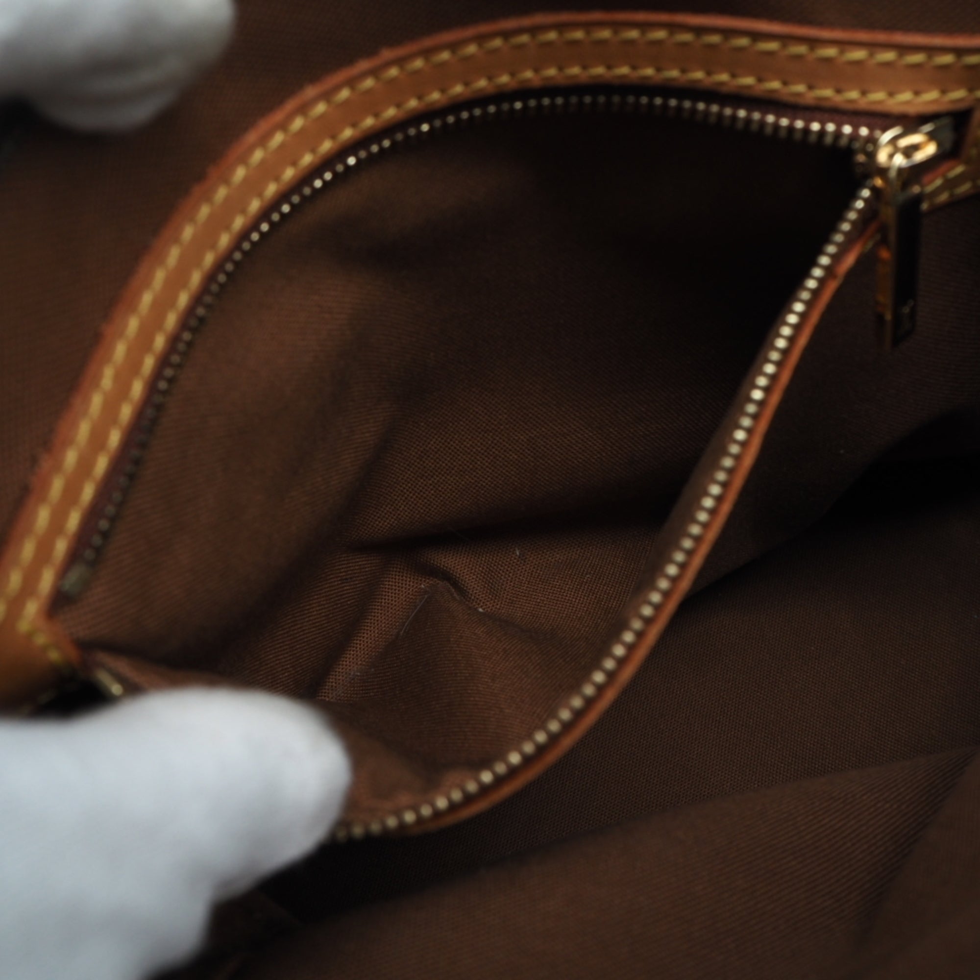 Louis Vuitton Monogram Brown Coated Canvas Leather Handbag (Pre-Owned)