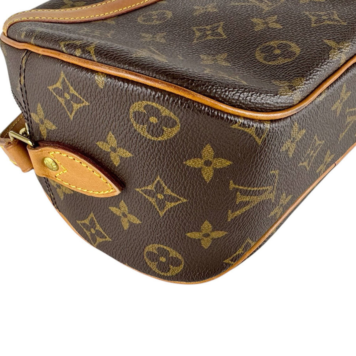 Louis Vuitton Brown Monogram Shoulder Bag (Pre-Owned)