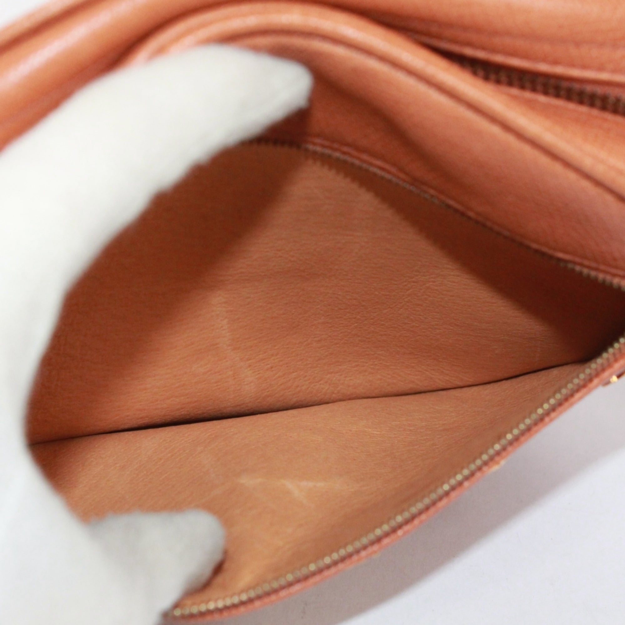 Mcm Brown Leather Shoulder Bag (Pre-Owned)
