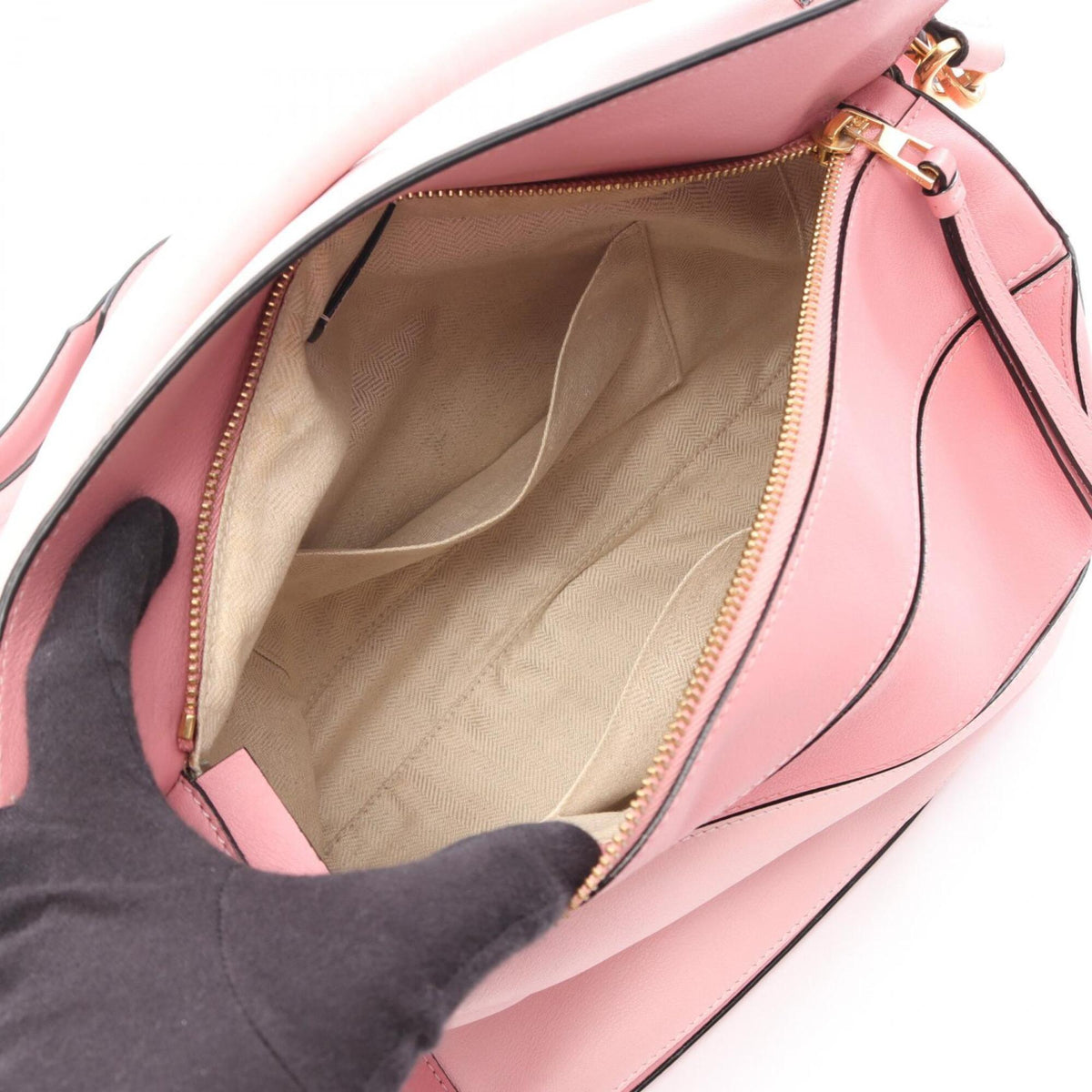 Loewe Pink Leather Handbag (Pre-Owned)
