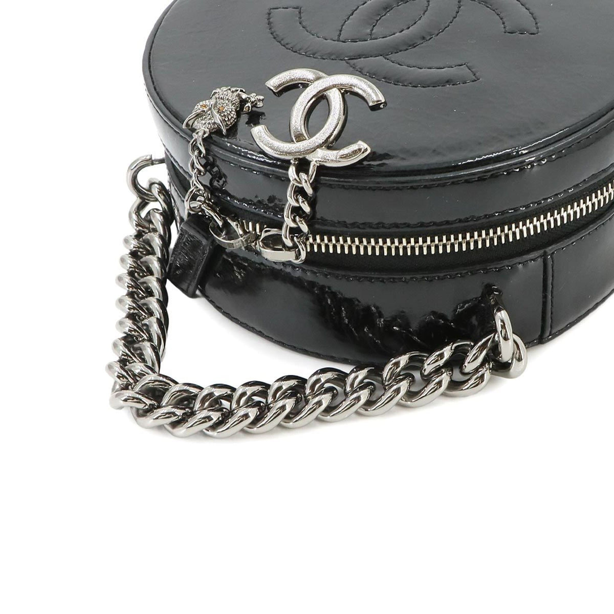 Chanel Black Patent Leather Handbag Shoulder Bag (Pre-Owned)
