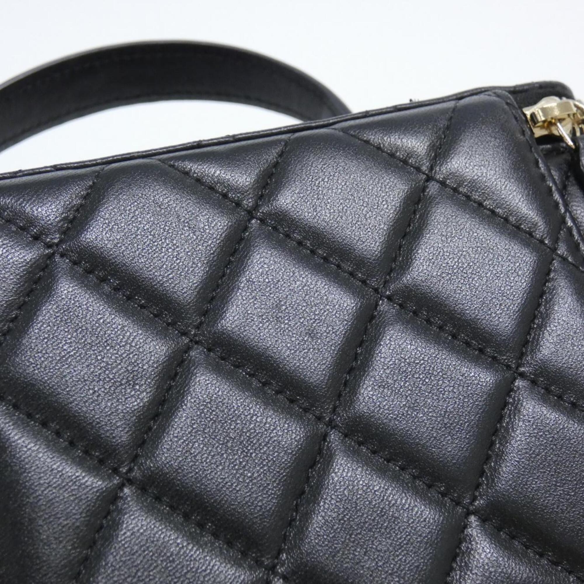 Chanel Black Leather Handbag (Pre-Owned)