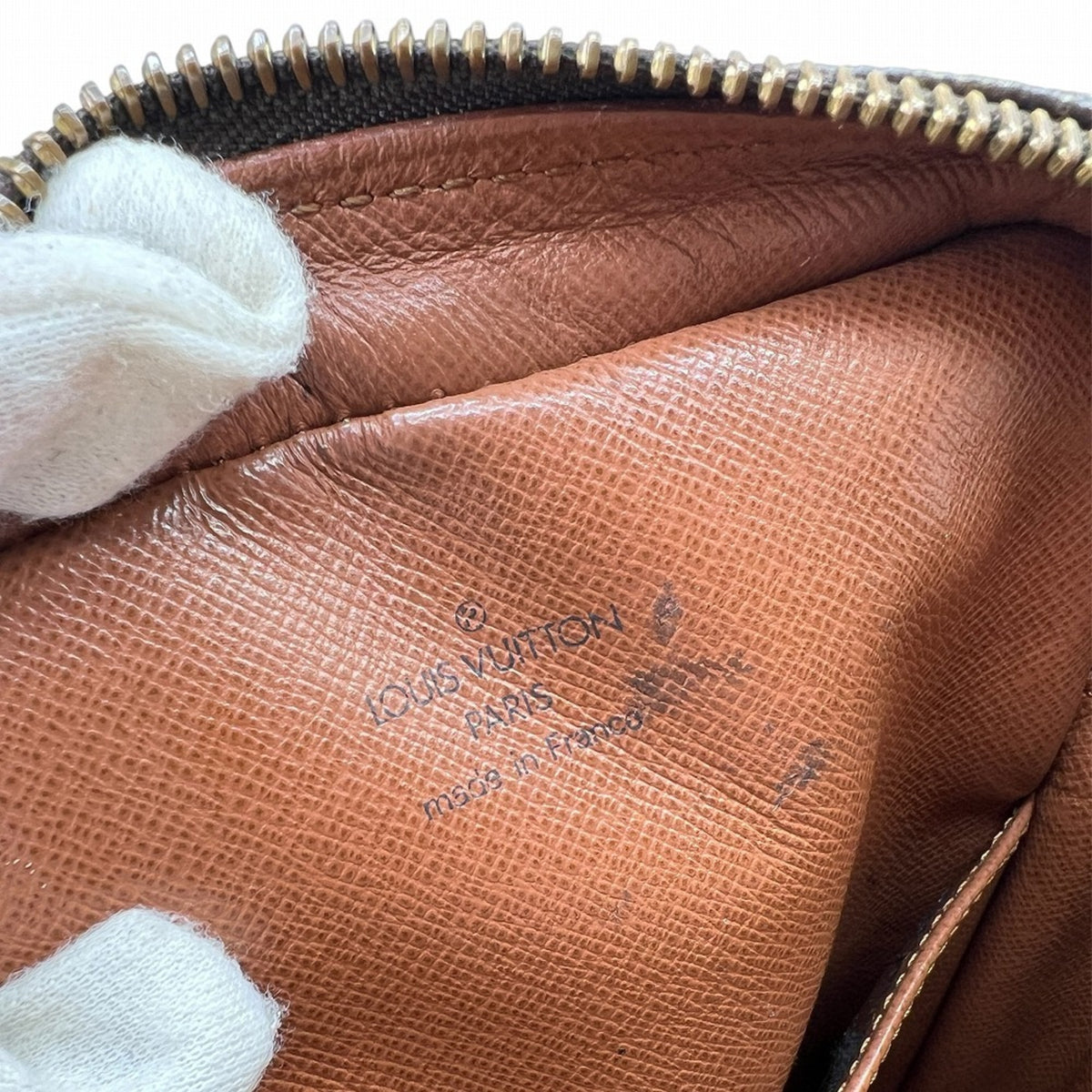 Louis Vuitton Brown Monogram Monogram Shoulder Bag (Pre-Owned)