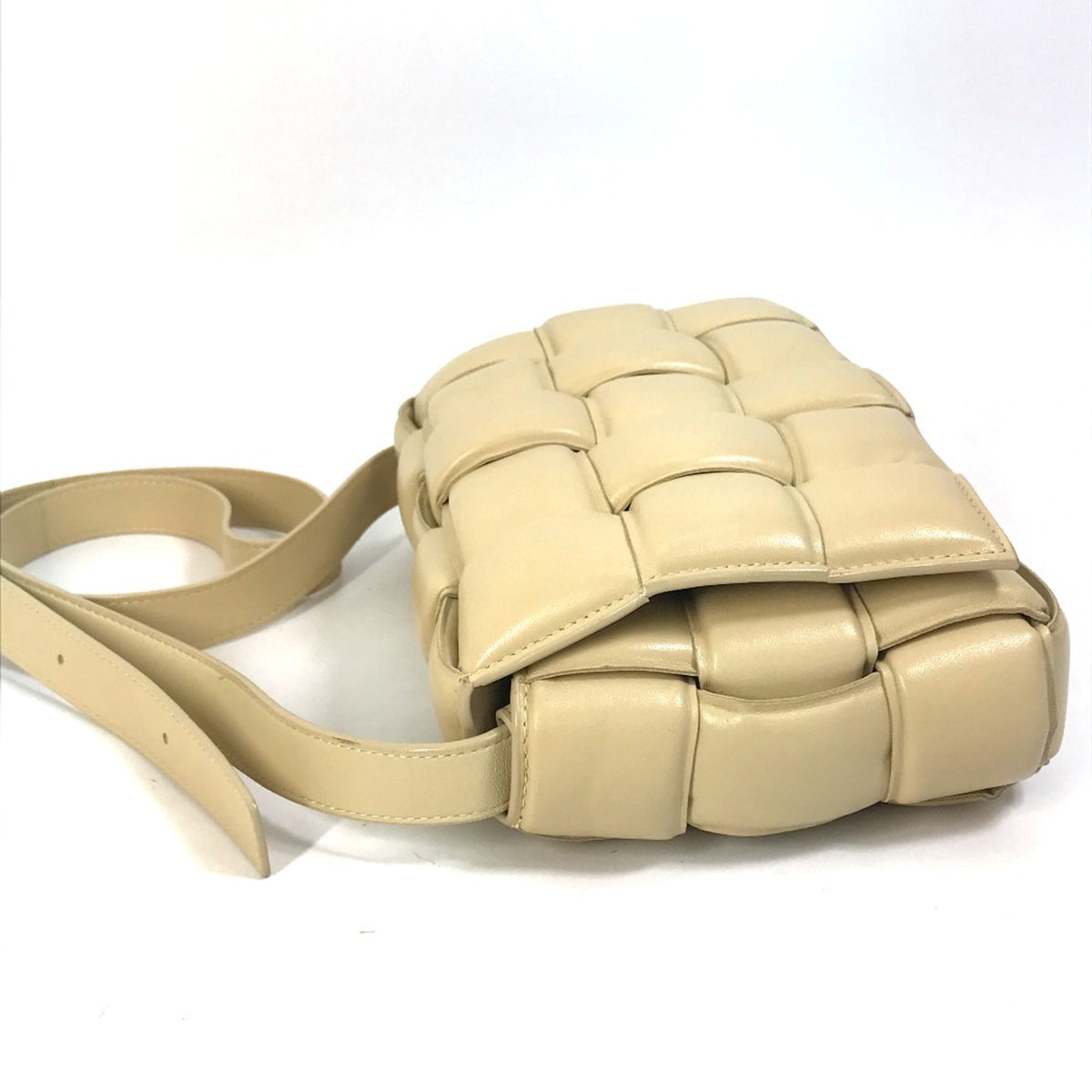 Bottega Veneta Beige Leather Shoulder Bag (Pre-Owned)