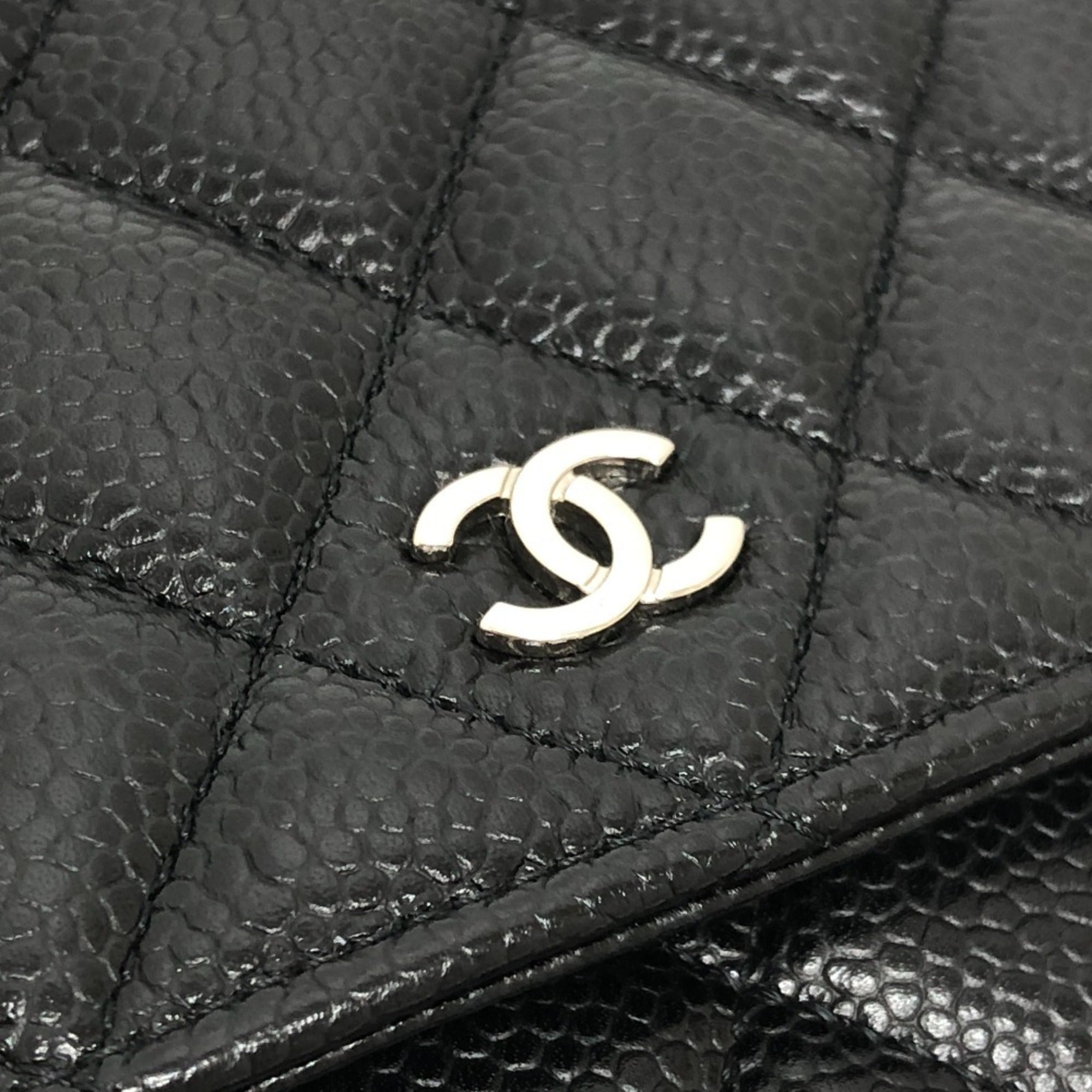 Chanel Matelasse Black Grained Calfskin Shoulder Bag (Pre-Owned)