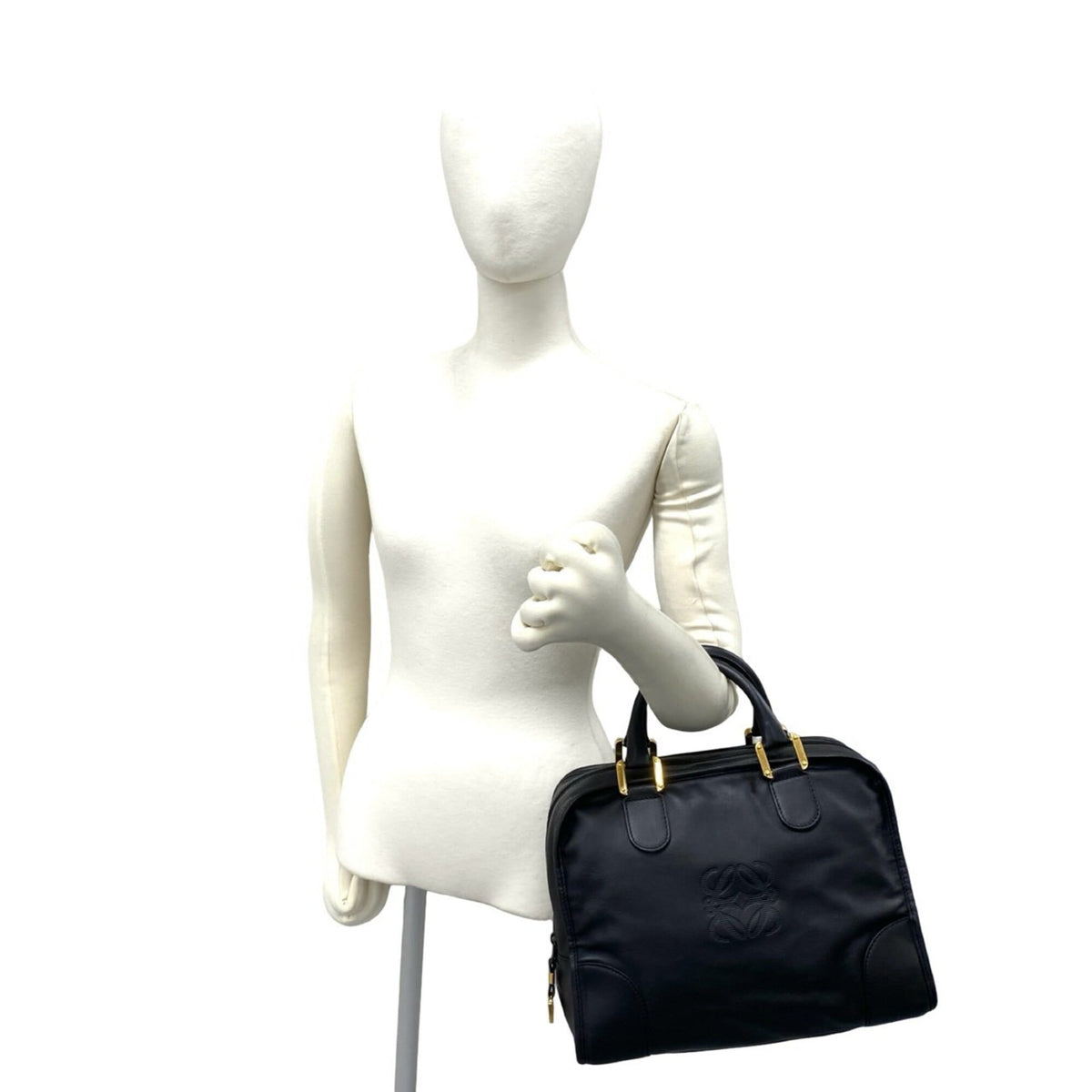 Loewe Black Leather Boston Bag Handbag (Pre-Owned)