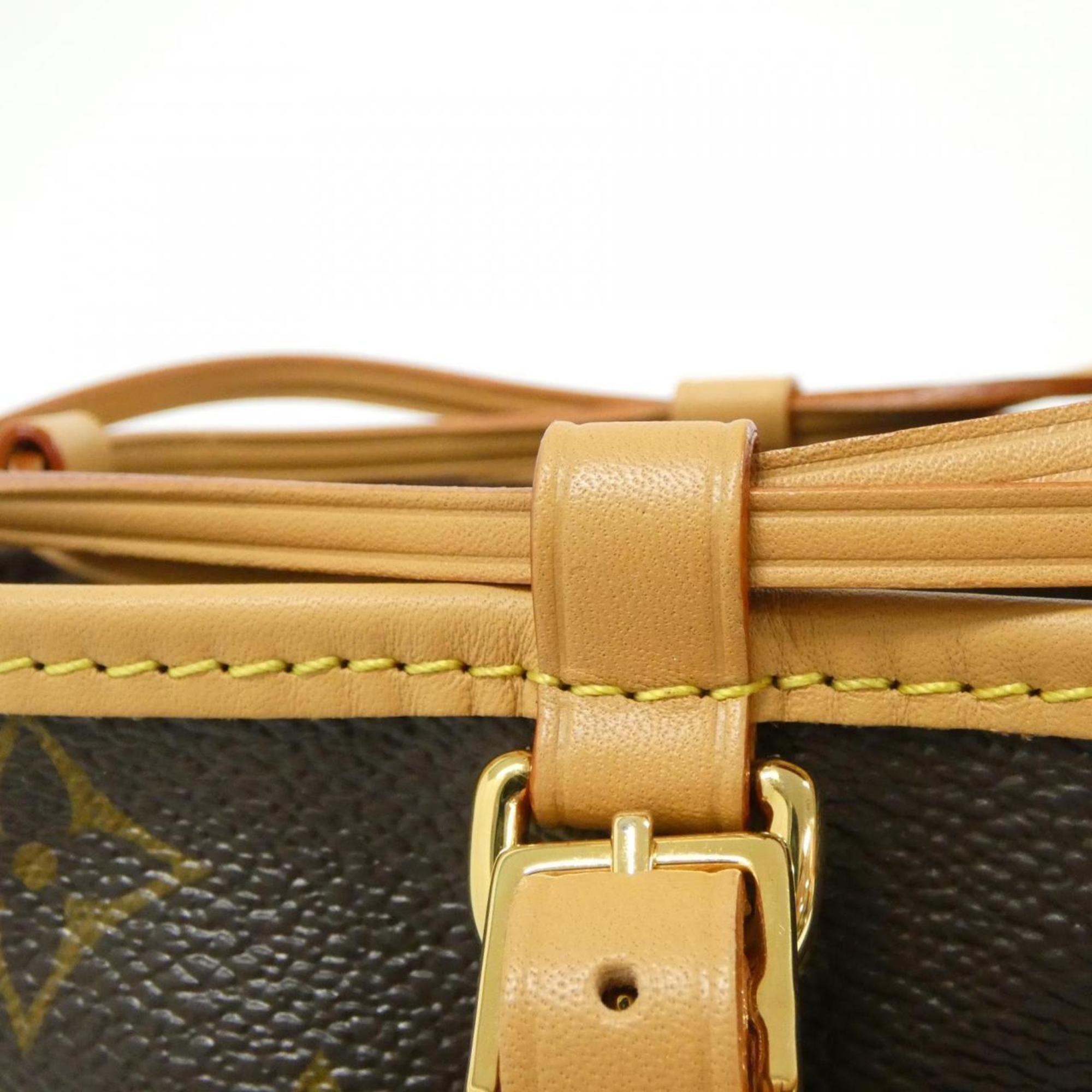 Louis Vuitton Marron Coated Canvas Shoulder Bag (Pre-Owned)