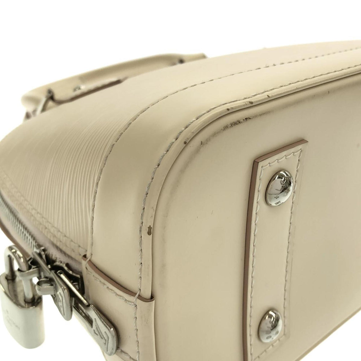 Louis Vuitton Beige Leather Handbag (Pre-Owned)