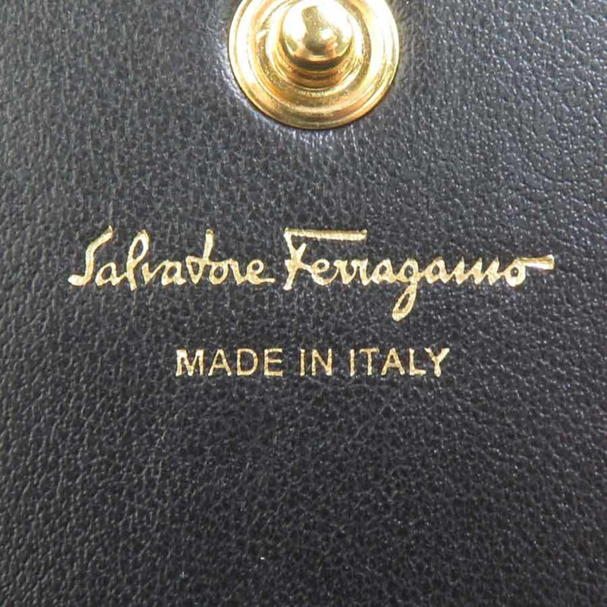 Salvatore Ferragamo Black Leather Long Wallet (Bi-Fold) (Pre-Owned)
