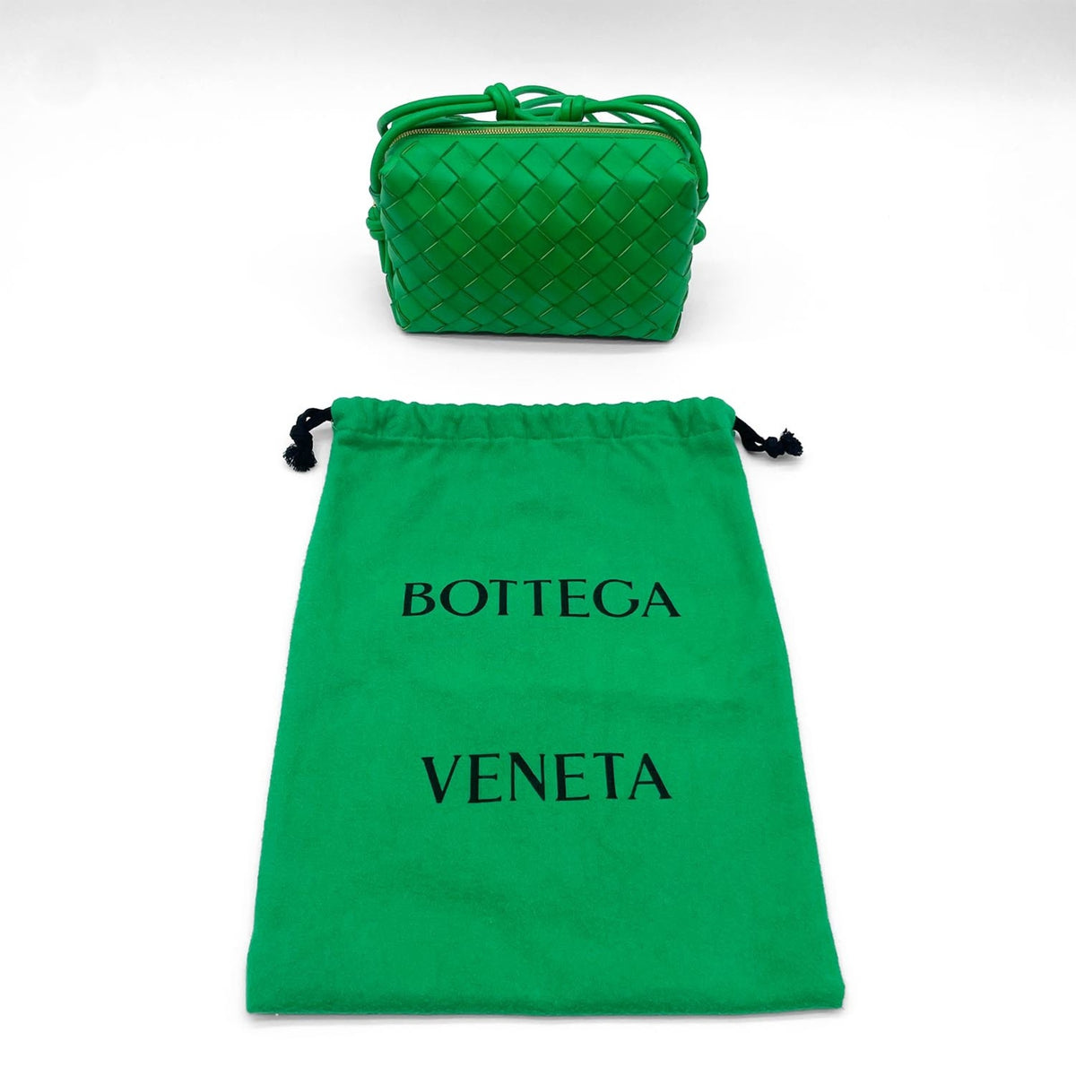 Bottega Veneta Green Leather Shoulder Bag (Pre-Owned)
