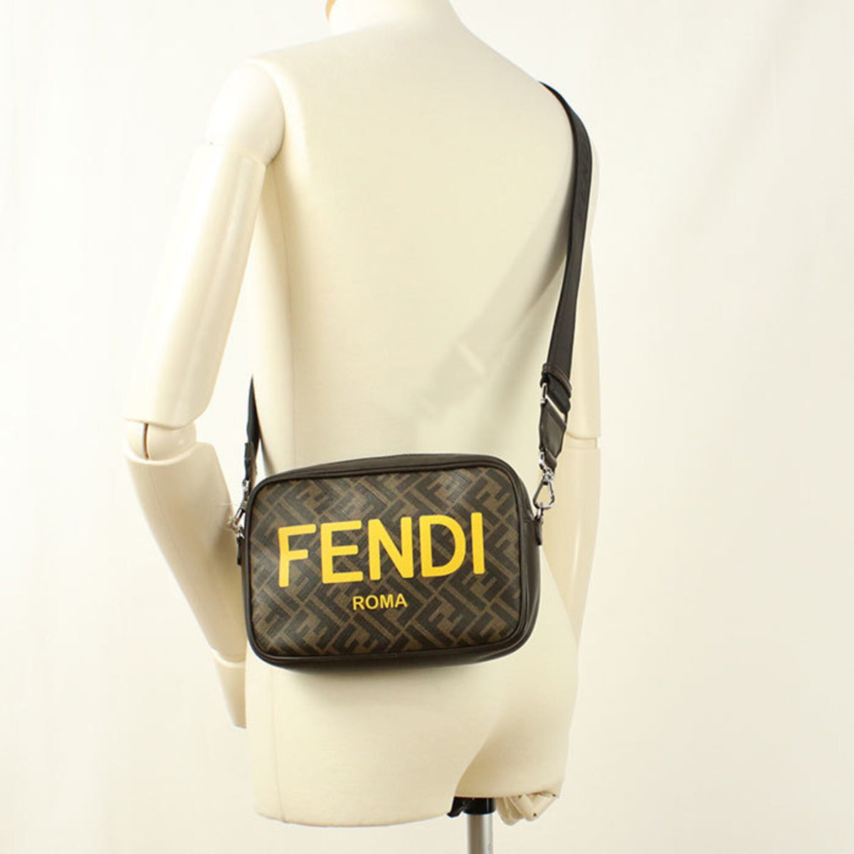 Fendi Brown Pvc Shoulder Bag (Pre-Owned)
