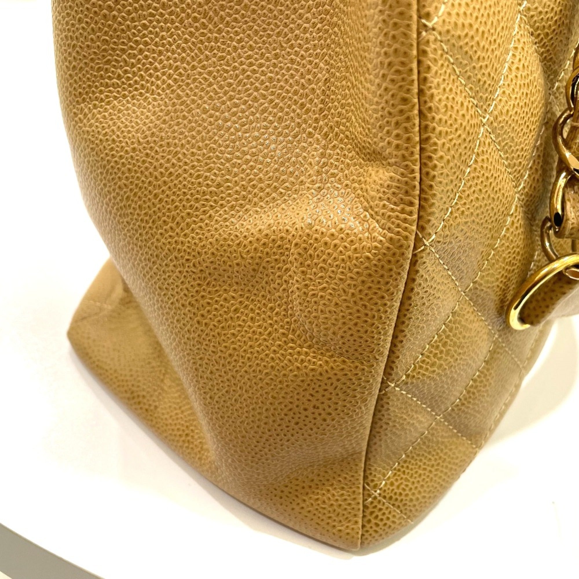 Chanel Beige Leather Tote Bag (Pre-Owned)