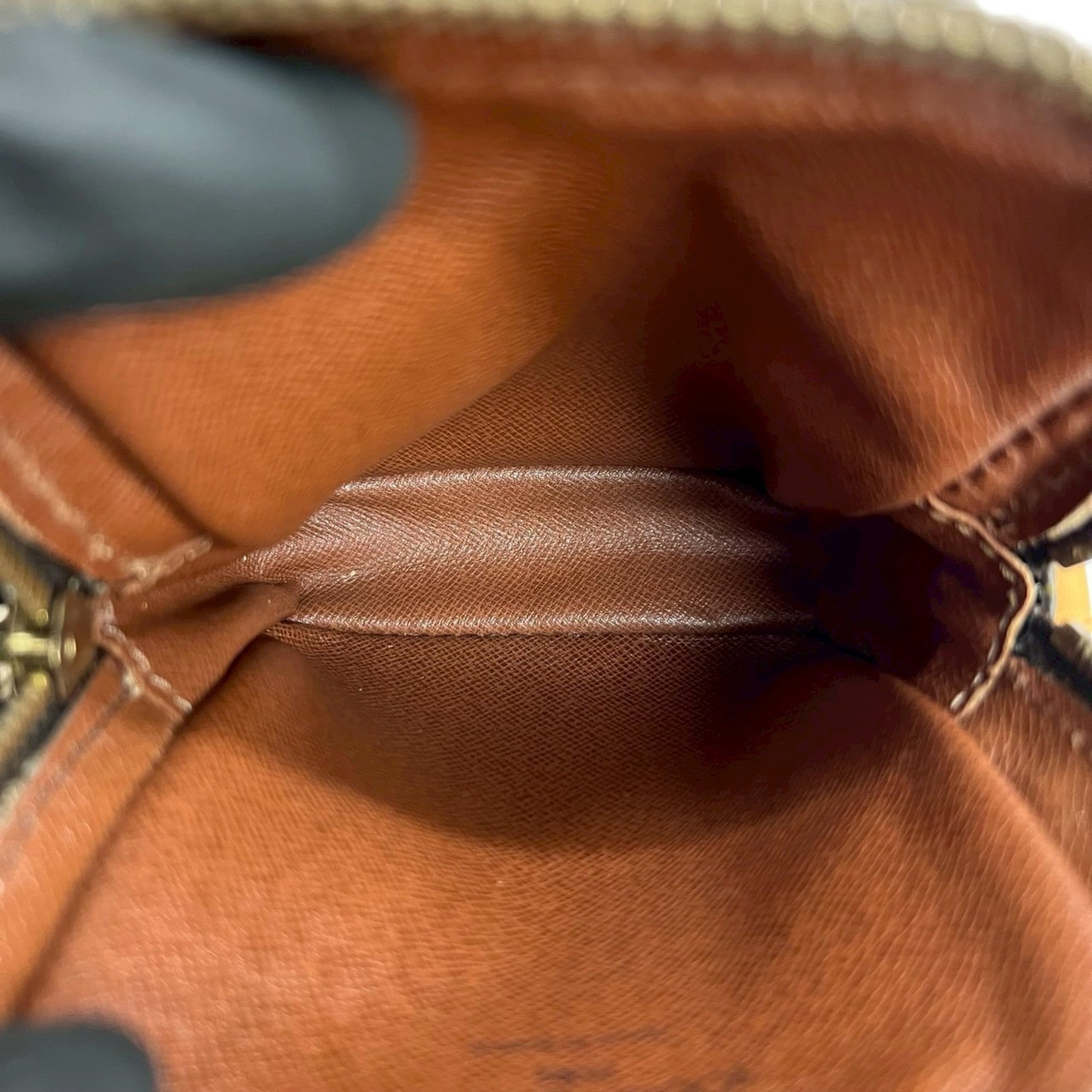 Louis Vuitton Brown Leather Pvc Pochette Shoulder Bag (Pre-Owned)