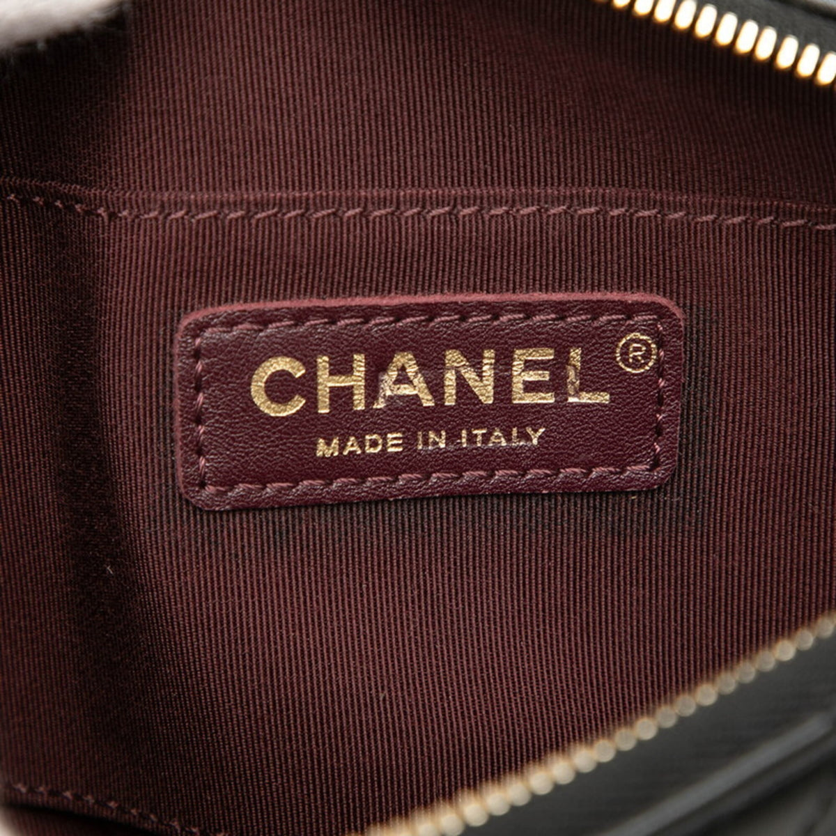 Chanel Black Red Color Leather Shoulder Bag (Pre-Owned)