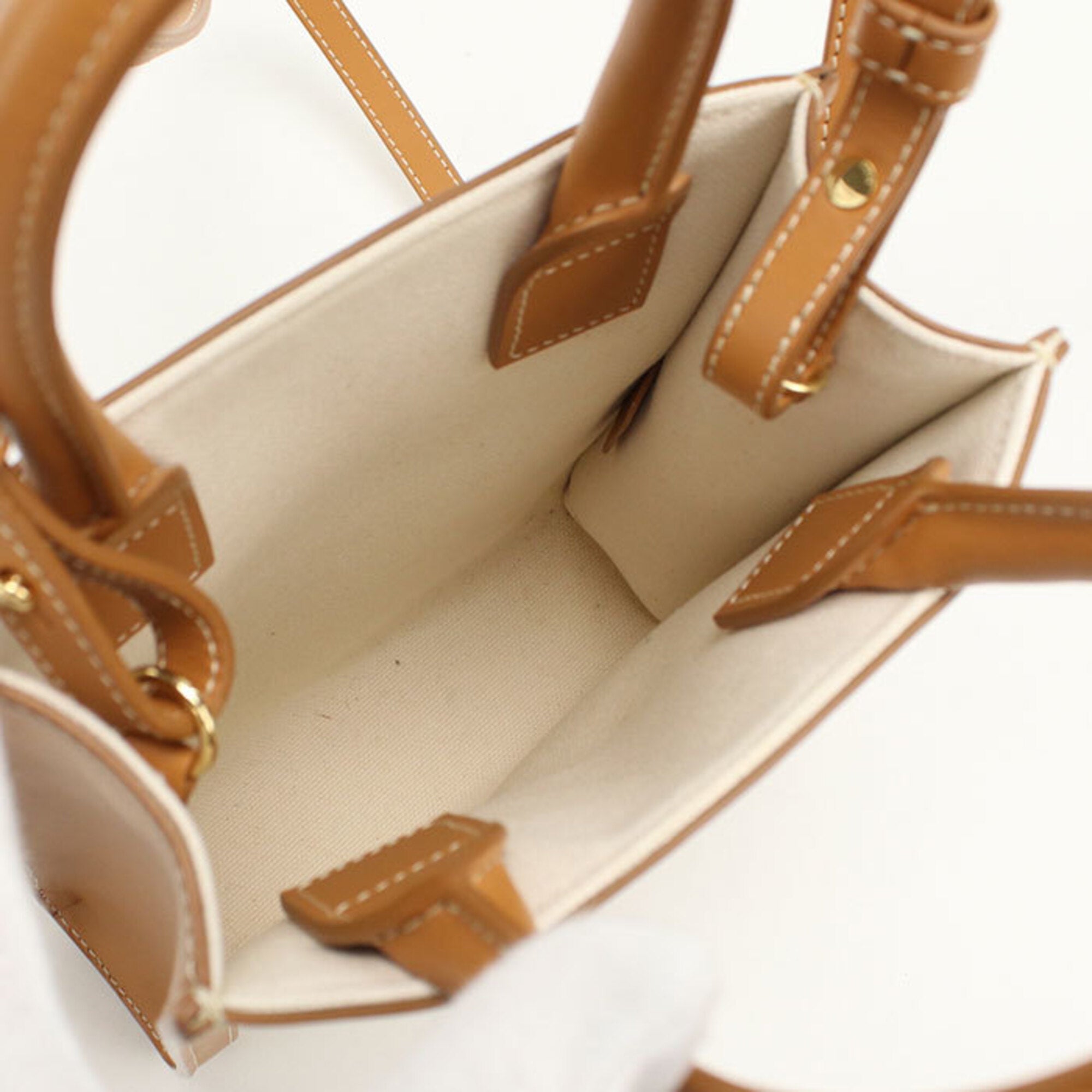 Celine Ivory Ivory Handbag (Pre-Owned)