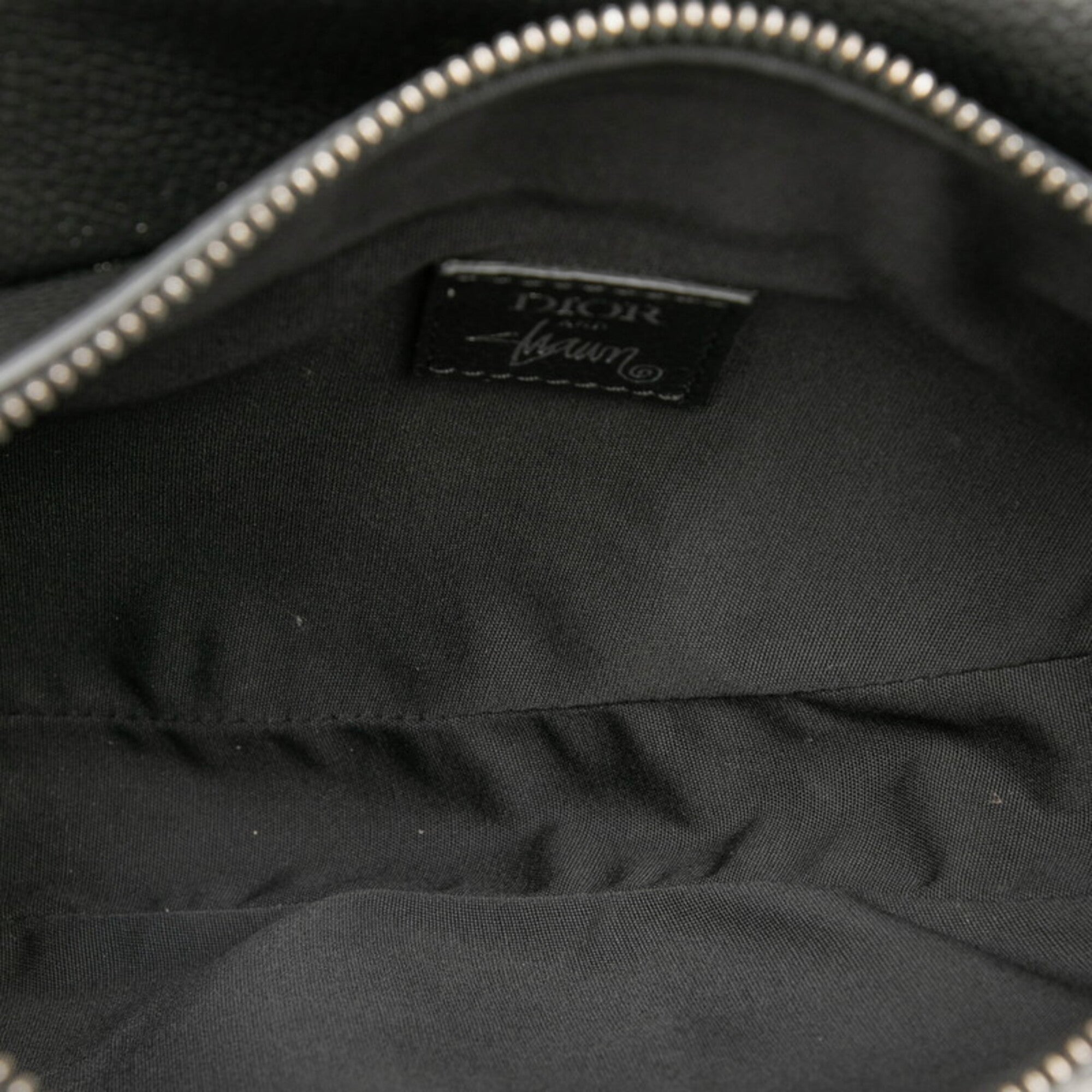 Christian Dior Black Leather Shoulder Bag Sling Bag (Pre-Owned)