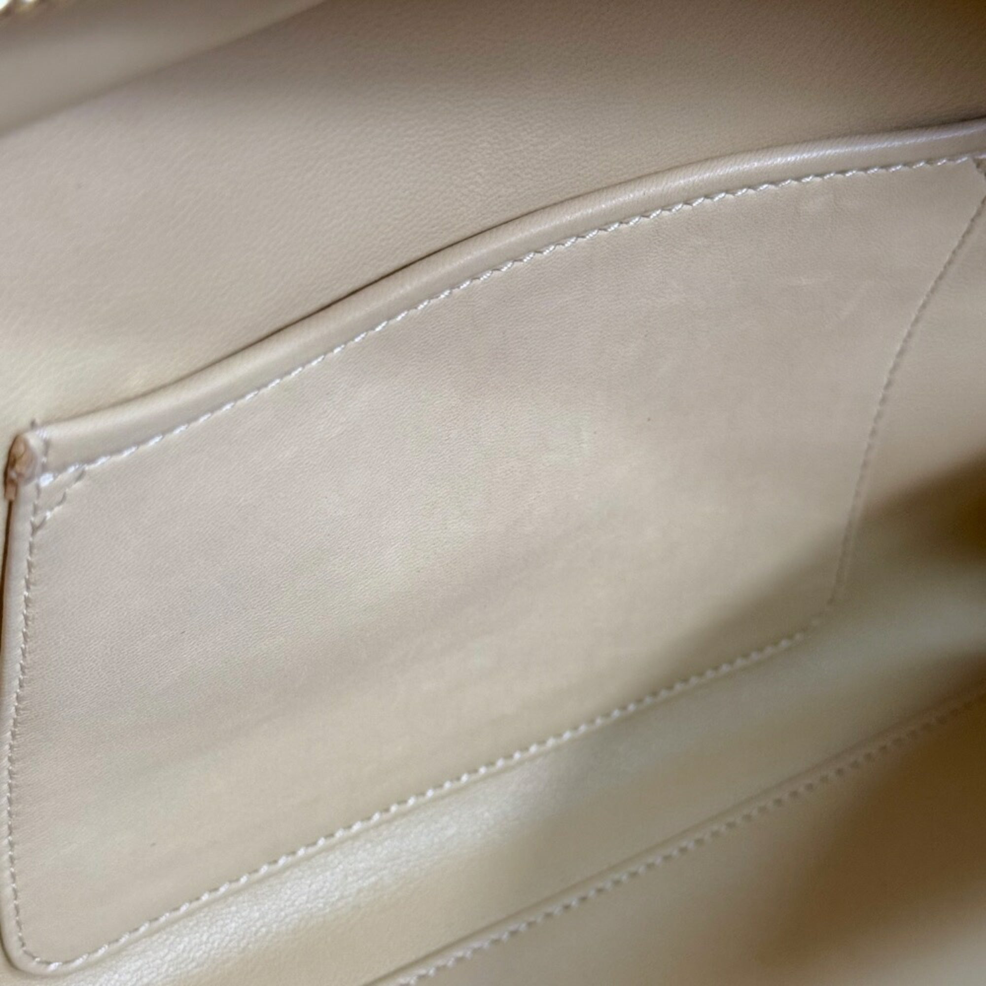 Loewe Beige Black Leather Handbag (Pre-Owned)