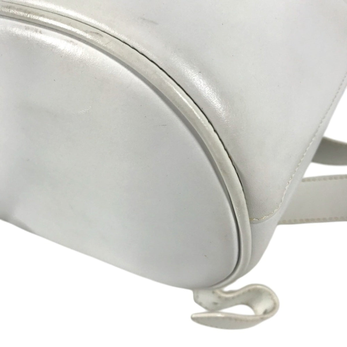 Salvatore Ferragamo Gancini White Straw Leather Backpack (Pre-Owned)