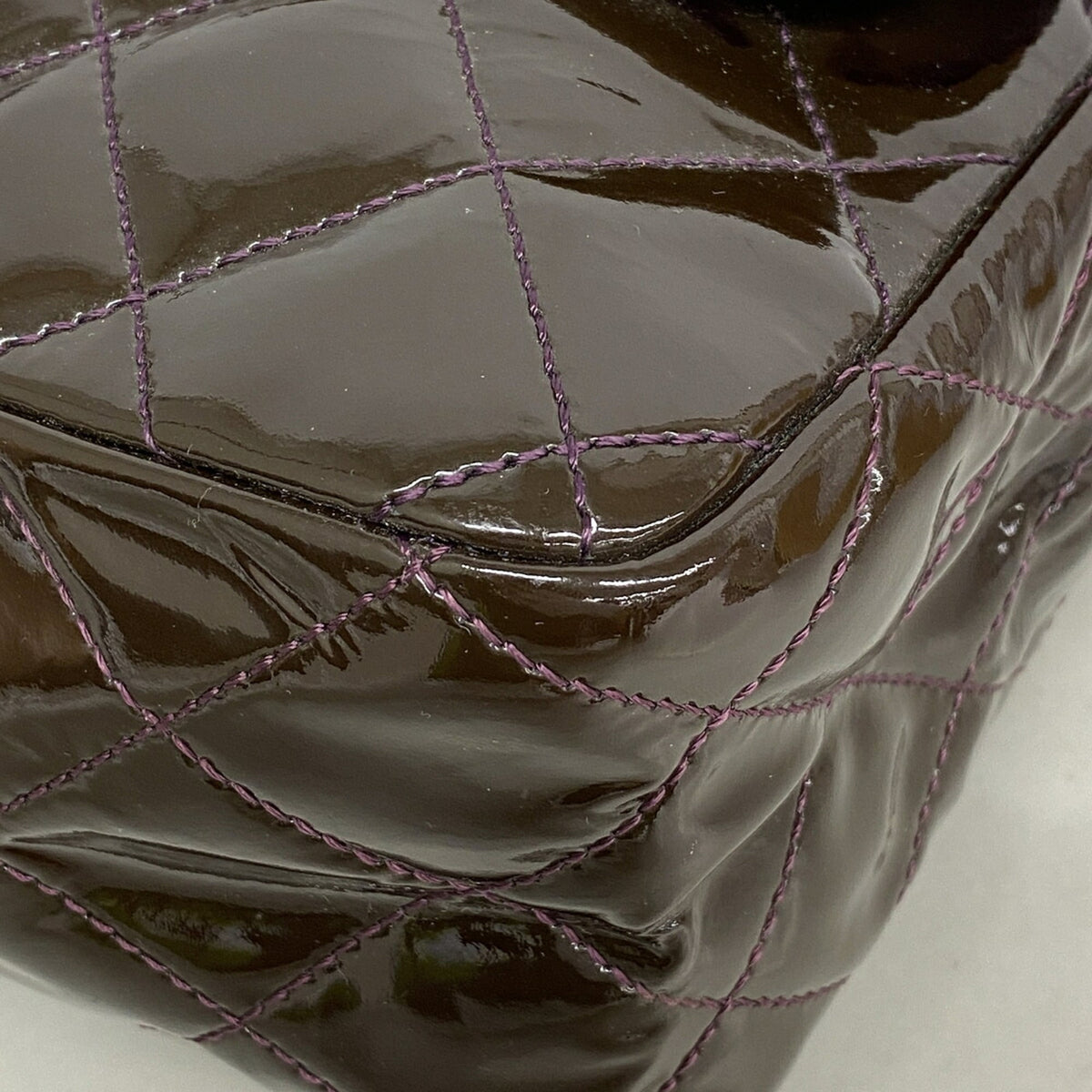 Chanel Purple Patent Leather Shoulder Bag (Pre-Owned)