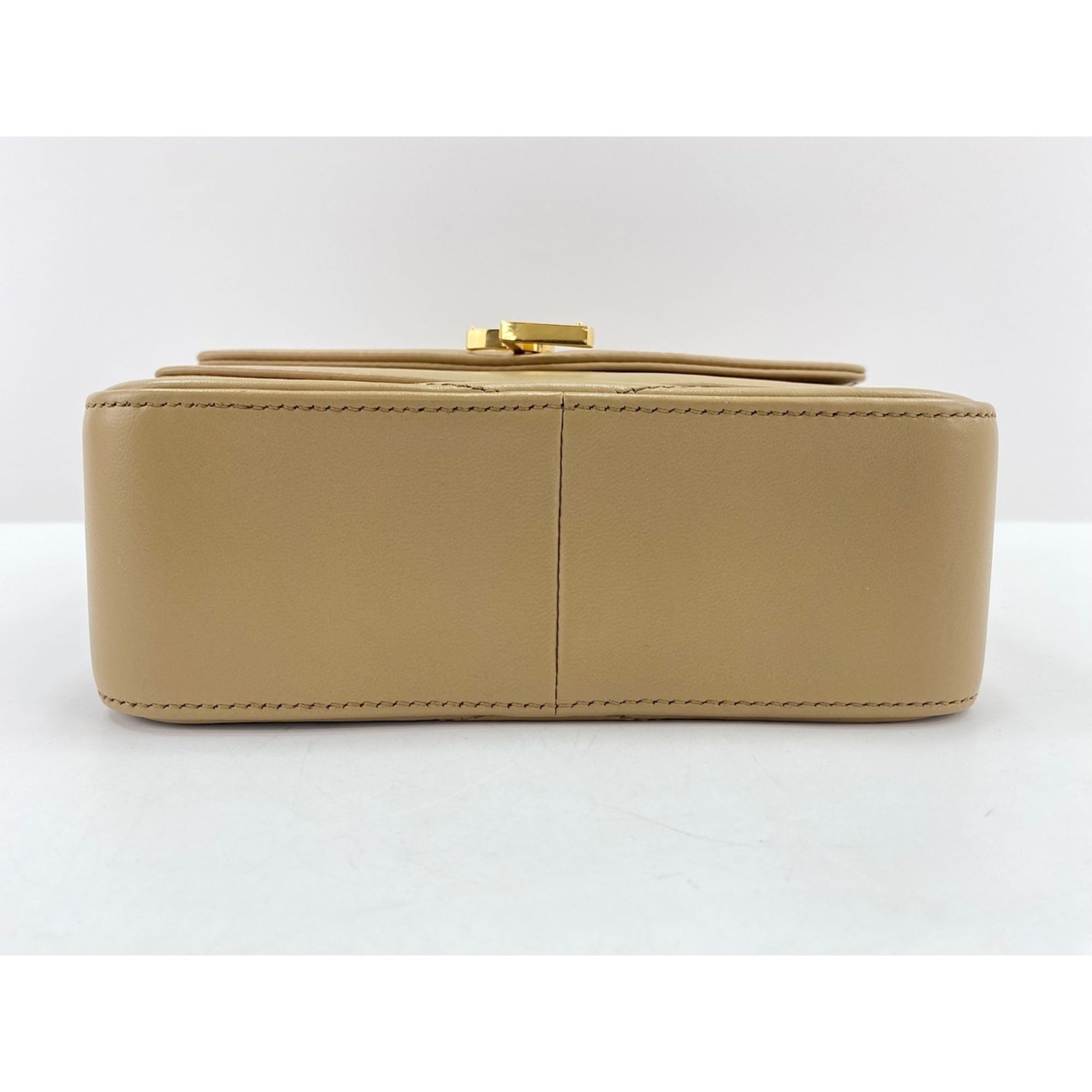 Yves Saint Laurent Beige Shoulder Bag (Pre-Owned)