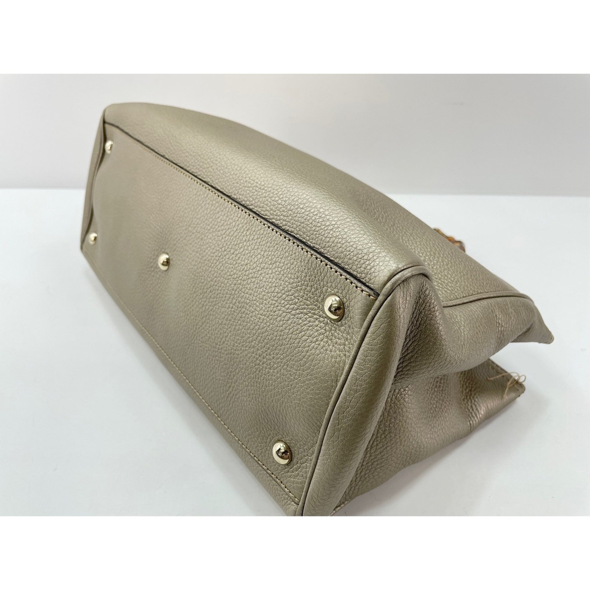 Gucci Gold Handbag (Pre-Owned)