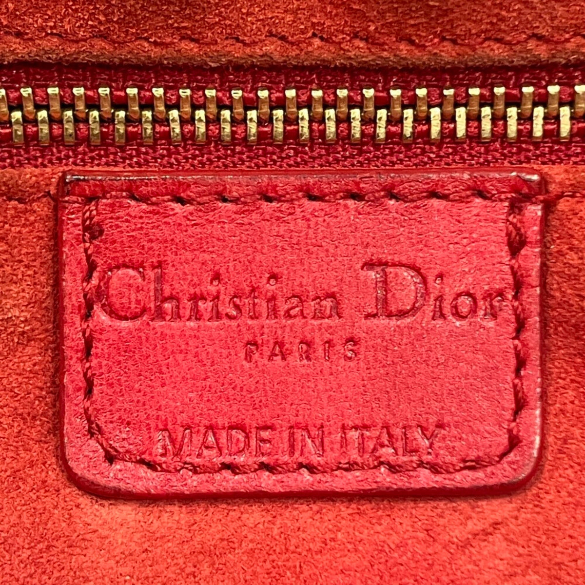 Christian Dior Red Color Leather Handbag (Pre-Owned)