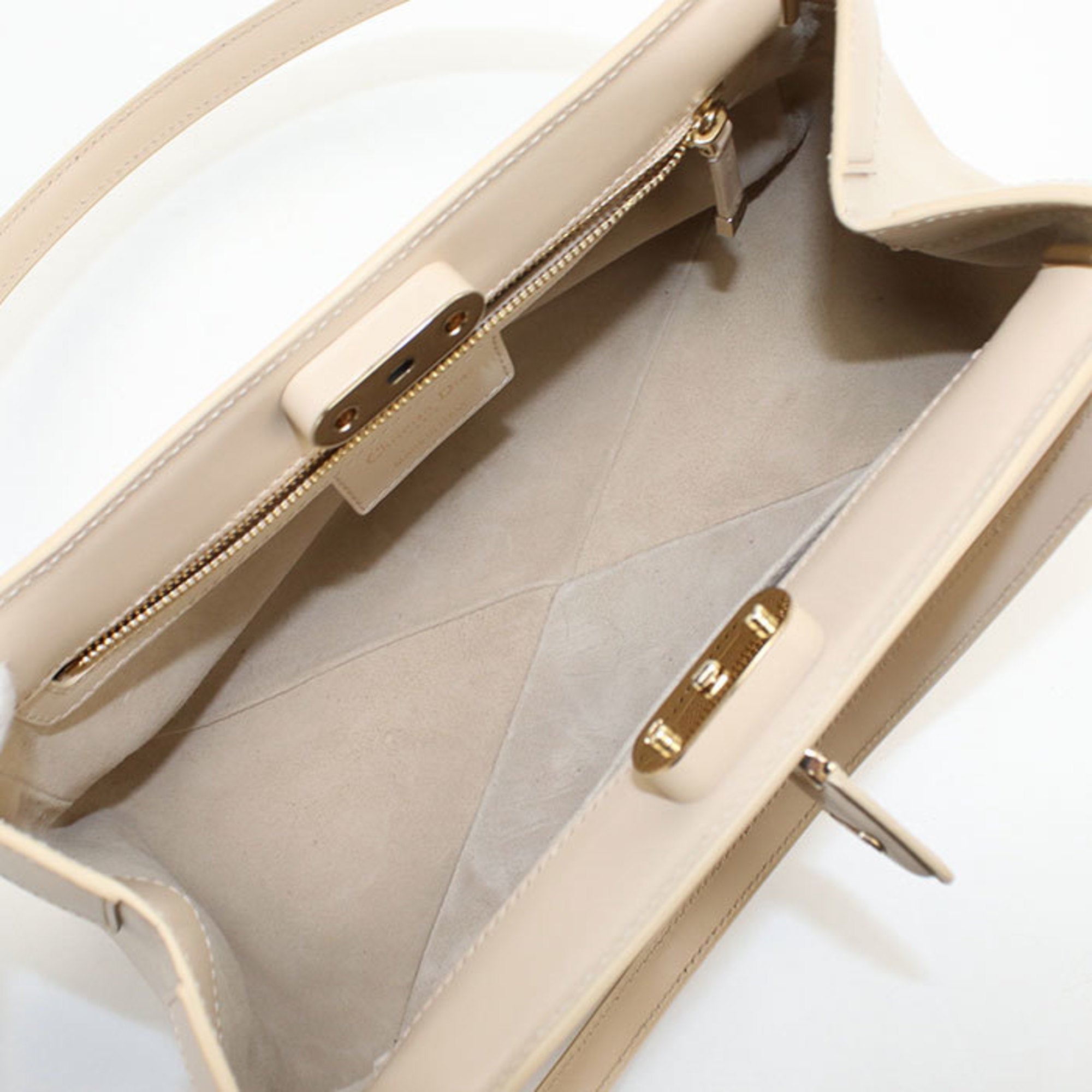 Christian Dior Beige Leather Handbag (Pre-Owned)
