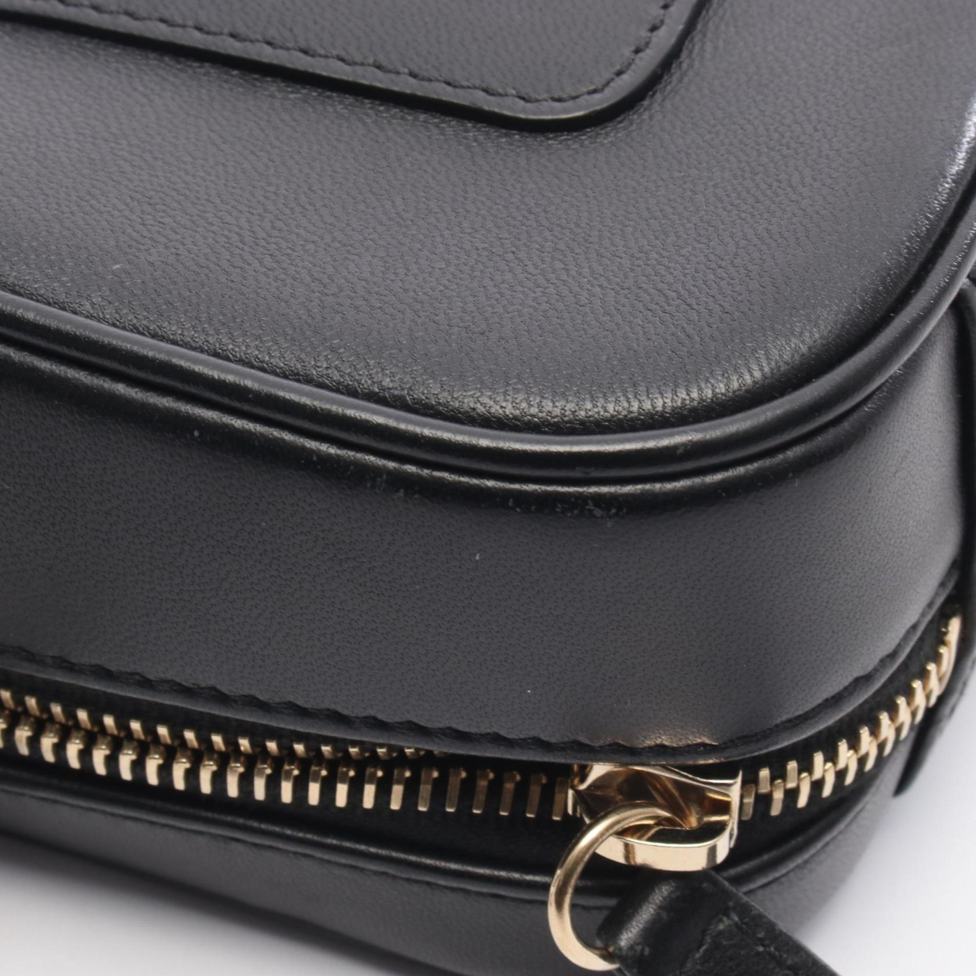 Chanel Black Leather Shoulder Bag (Pre-Owned)