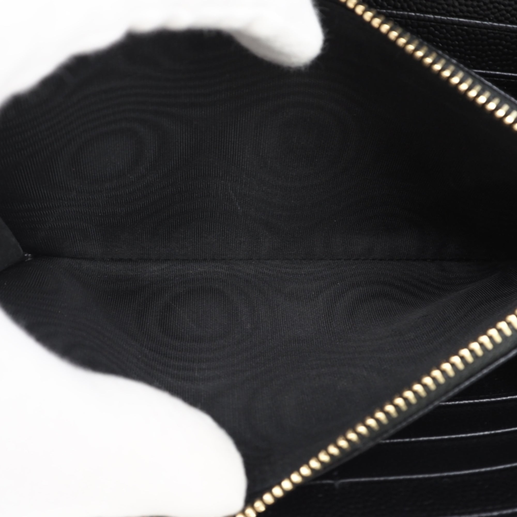 Yves Saint Laurent Black Leather Long Wallet (Bi-Fold) (Pre-Owned)