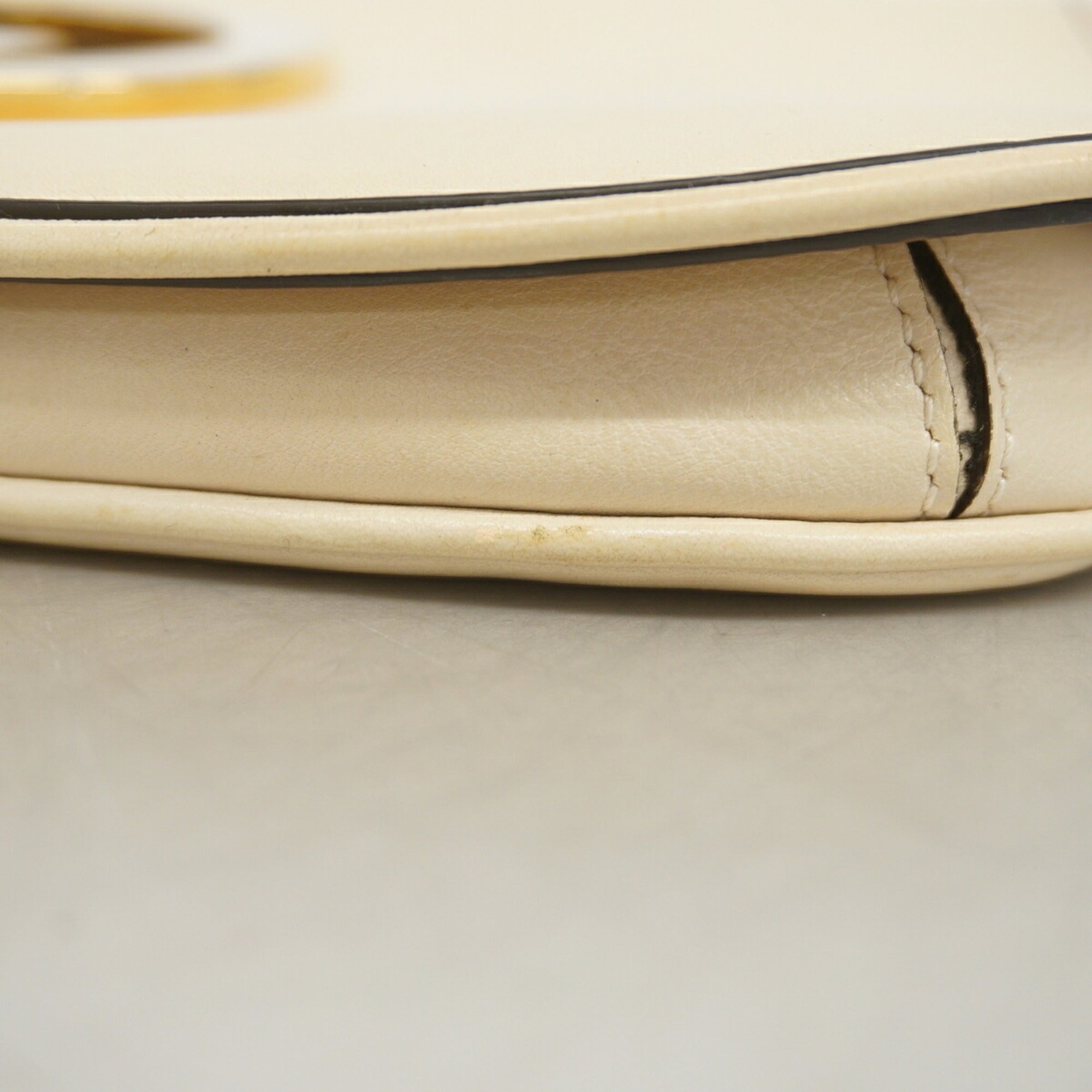 Gucci Beige Leather Shoulder Bag (Pre-Owned)