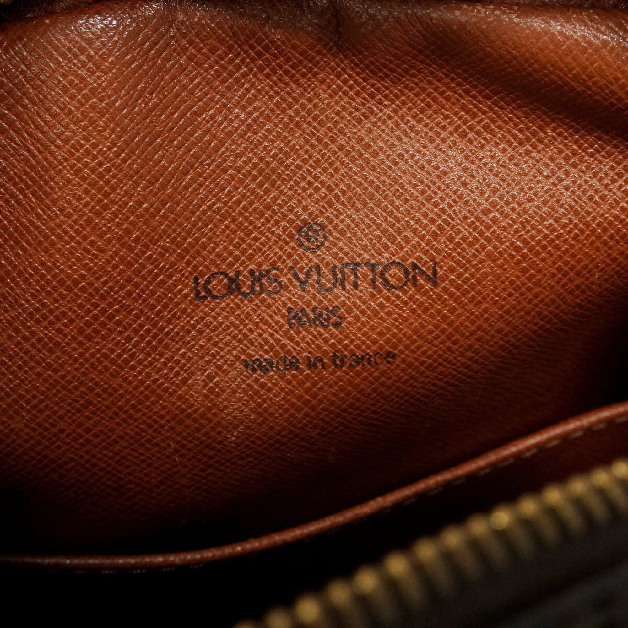 Louis Vuitton Brown Shoulder Bag (Pre-Owned)