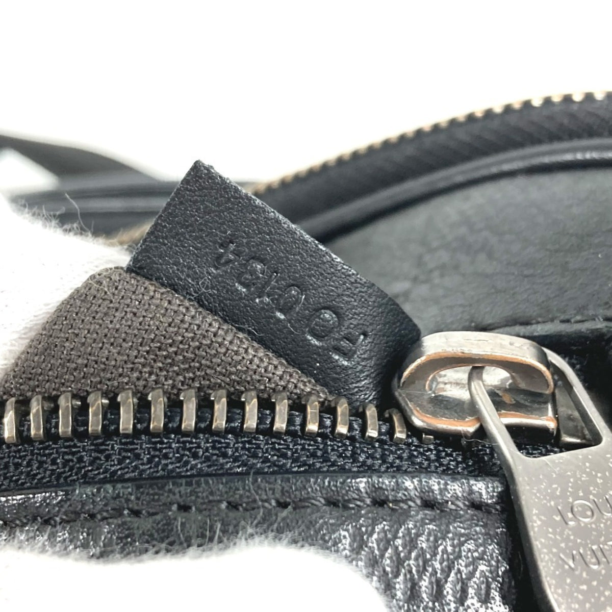 Louis Vuitton Black Onyx Damier Infini Handbag Sling Bag (Pre-Owned)