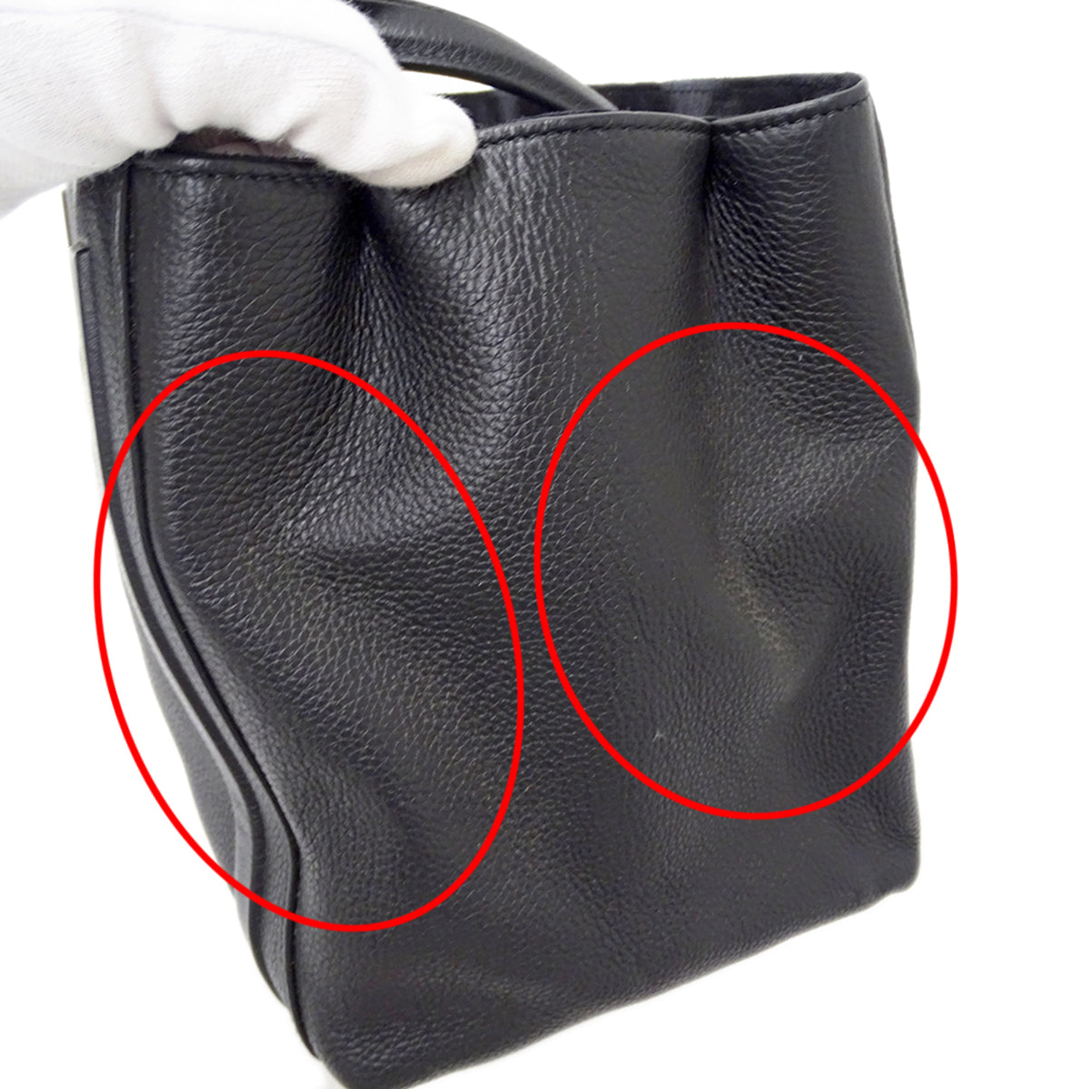 Bvlgari Black Leather Handbag Shoulder Bag (Pre-Owned)