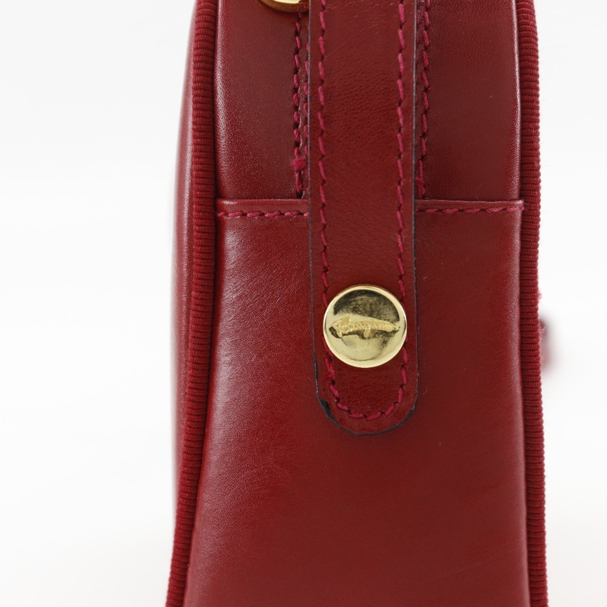 Salvatore Ferragamo Vara Red Color Leather Shoulder Bag (Pre-Owned)