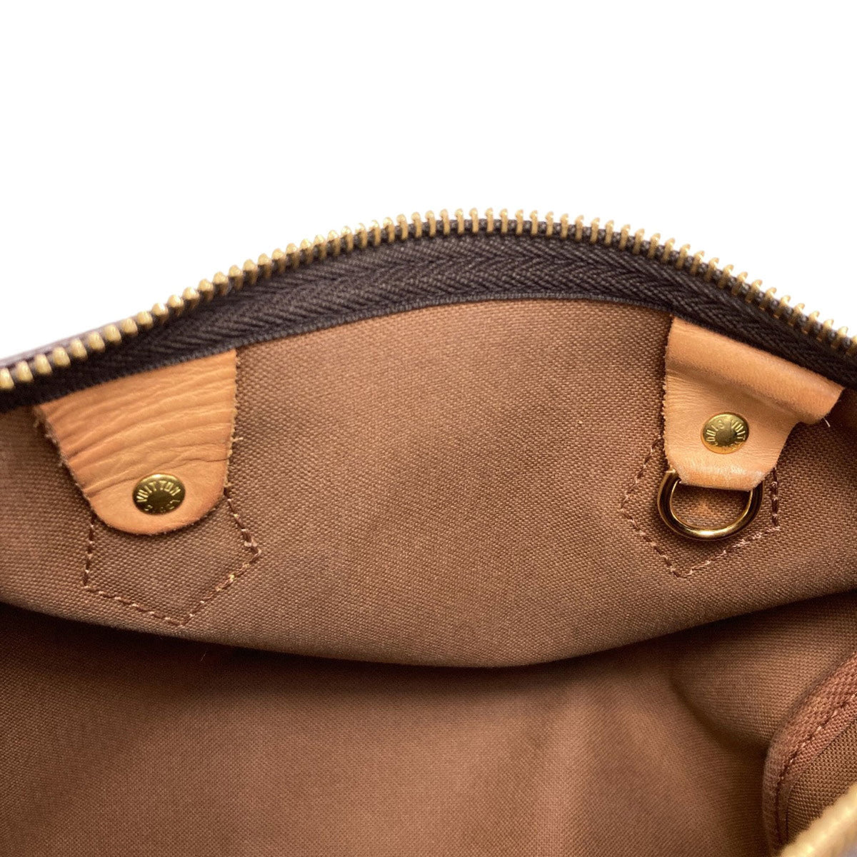 Louis Vuitton Brown Monogram Monogram Canvas Handbag (Pre-Owned)
