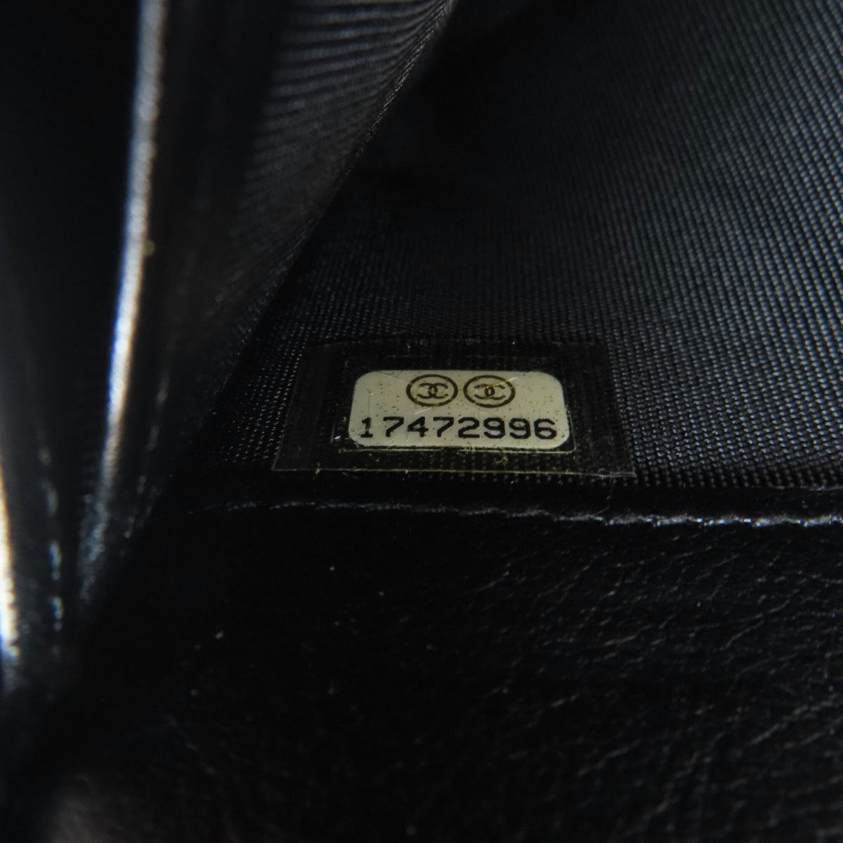 Chanel Black Leather Long Wallet (Bi-Fold) (Pre-Owned)